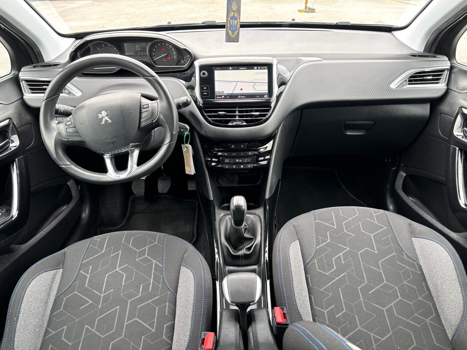 Peugeot 2008 //64 tkm //--AKCIJA !, fotografija 6