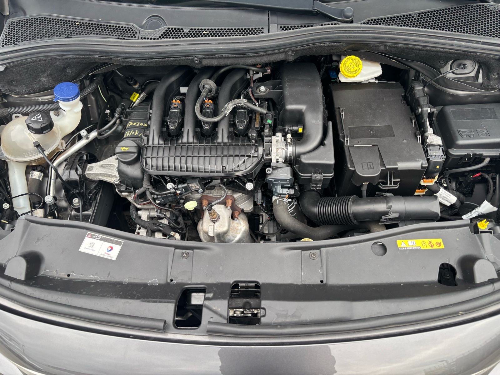 Peugeot 2008 //64 tkm //--AKCIJA !, fotografija 18