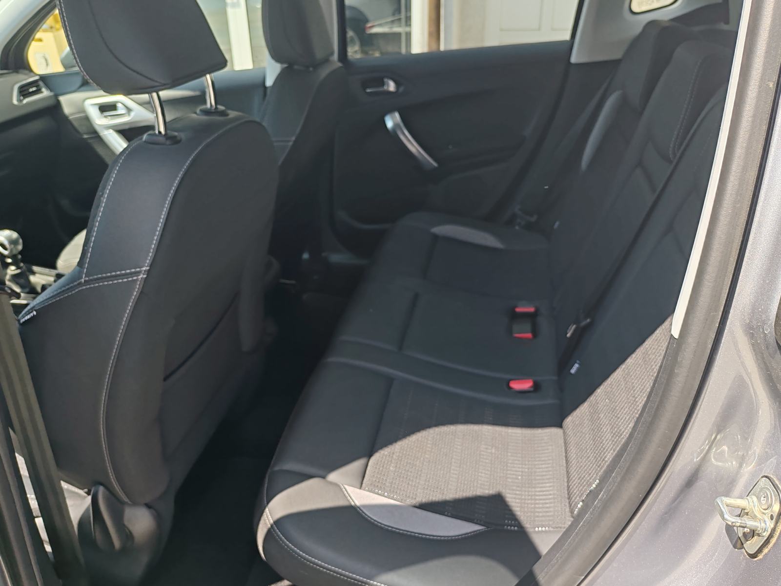 Peugeot 2008 1,2 PureTech, fotografija 10