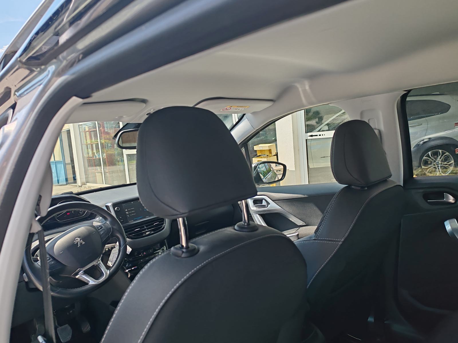 Peugeot 2008 1,2 PureTech, fotografija 11