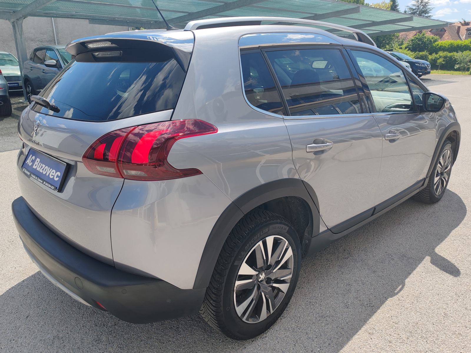 Peugeot 2008 1,2 PureTech, fotografija 9