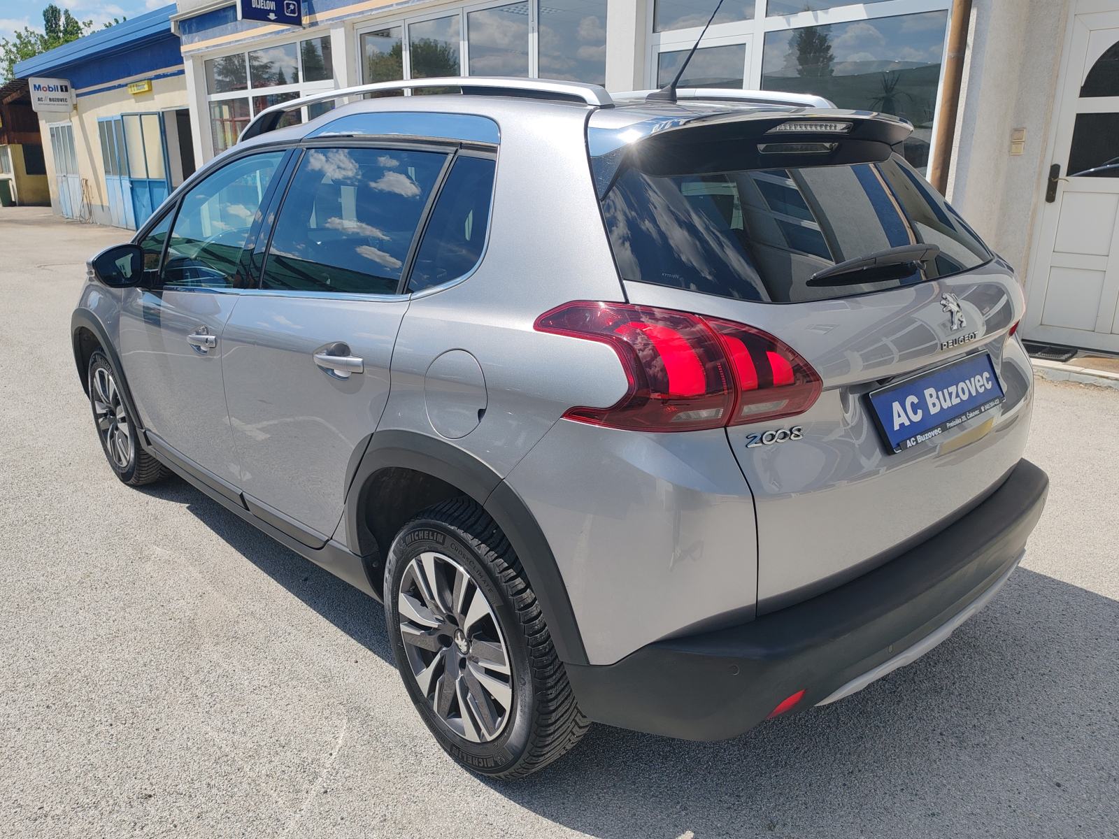 Peugeot 2008 1,2 PureTech, fotografija 7