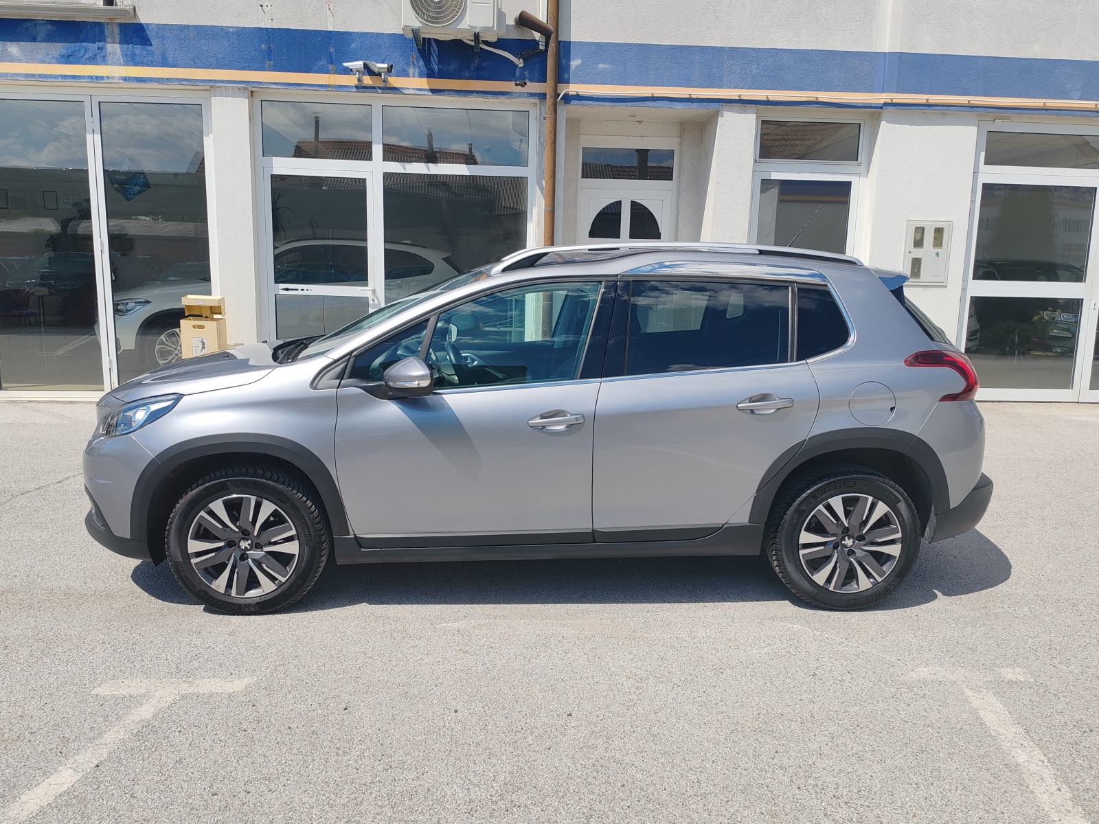 Peugeot 2008 1,2 PureTech, fotografija 5