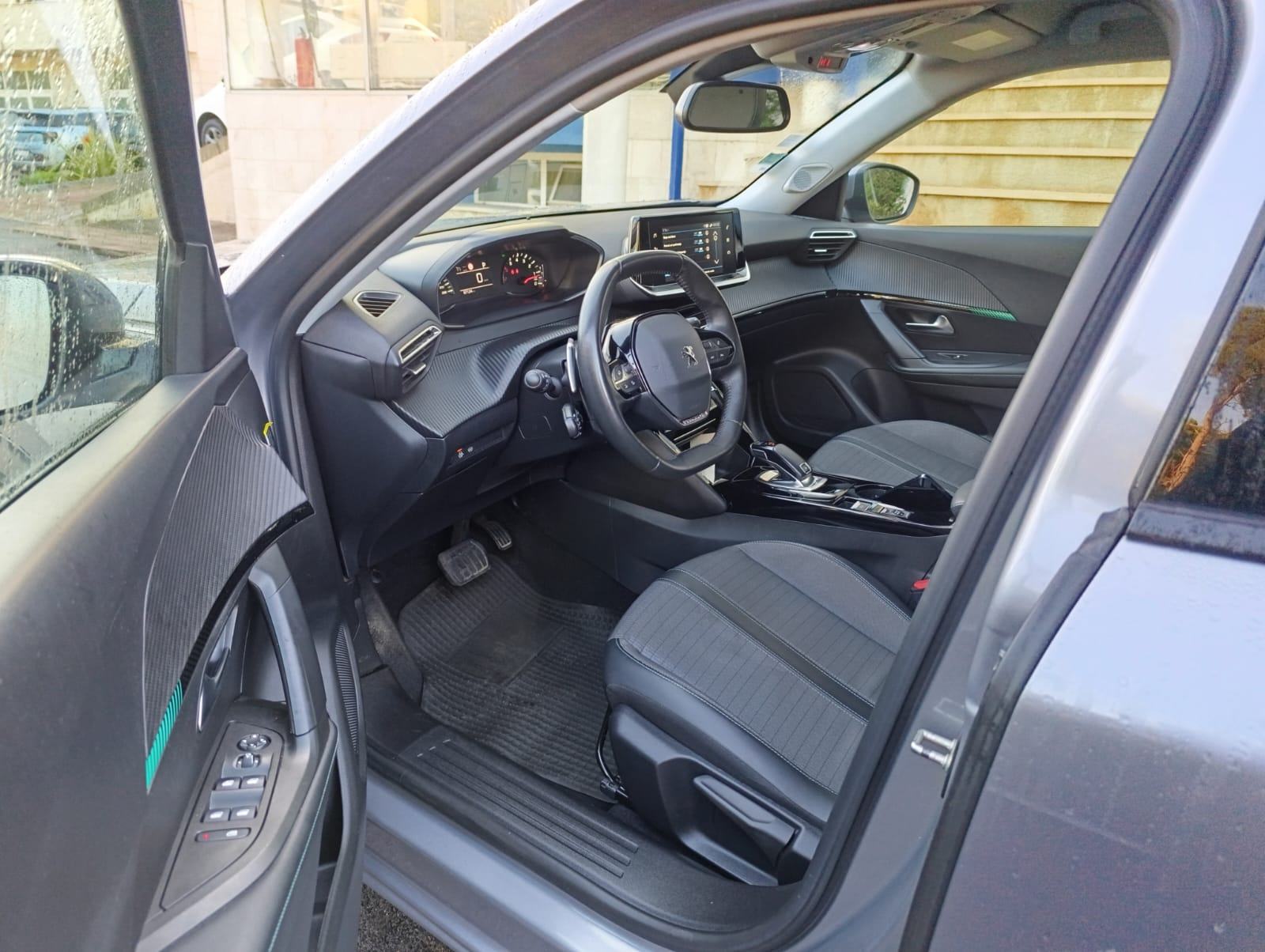 Peugeot 2008 1,2 PureTech, fotografija 5
