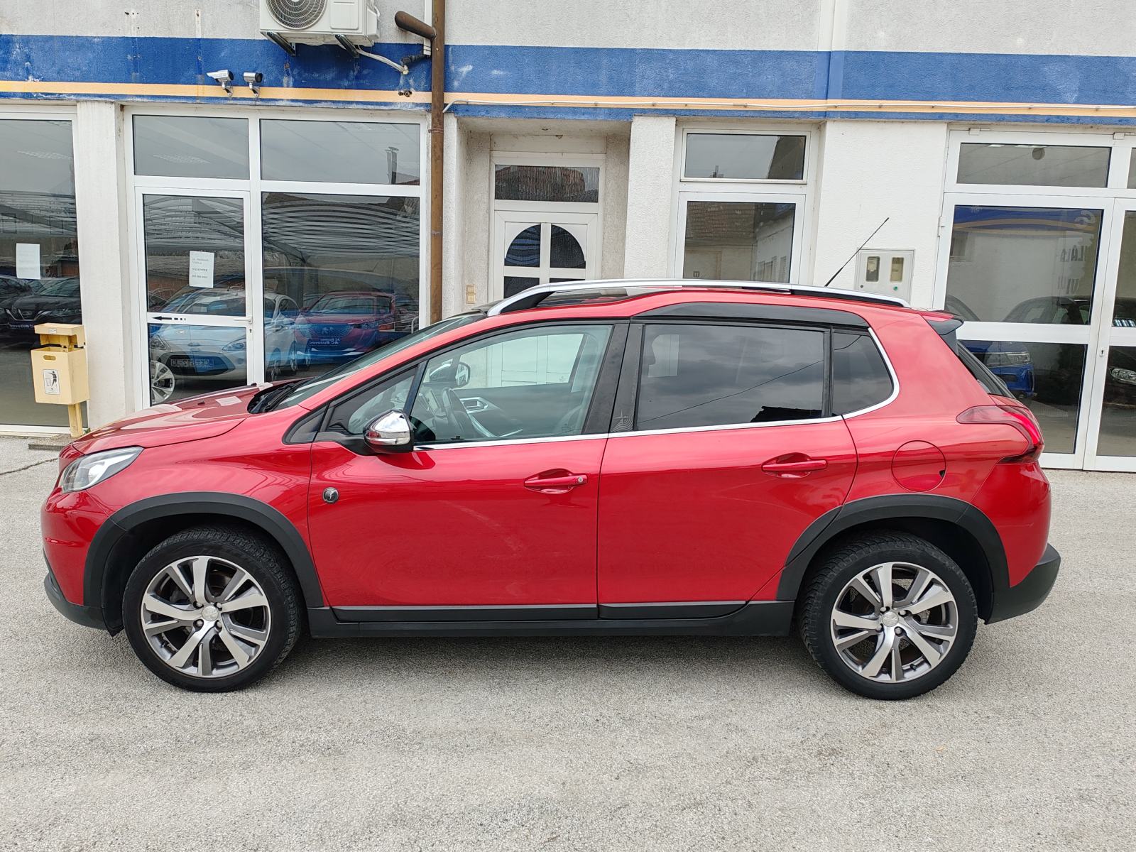 Peugeot 2008 1,2 PureTech, fotografija 9