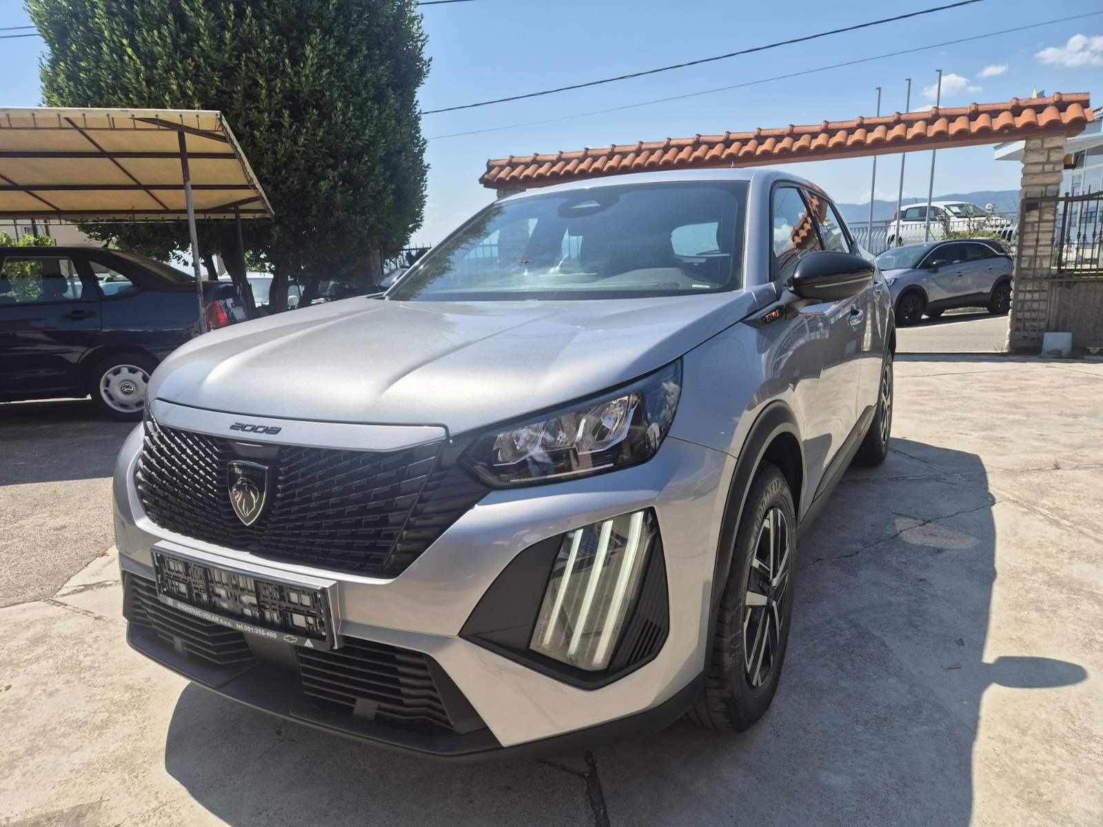 !! U PRIPREMI !! Peugeot 2008 1,2 PURETECH, fotografija 4