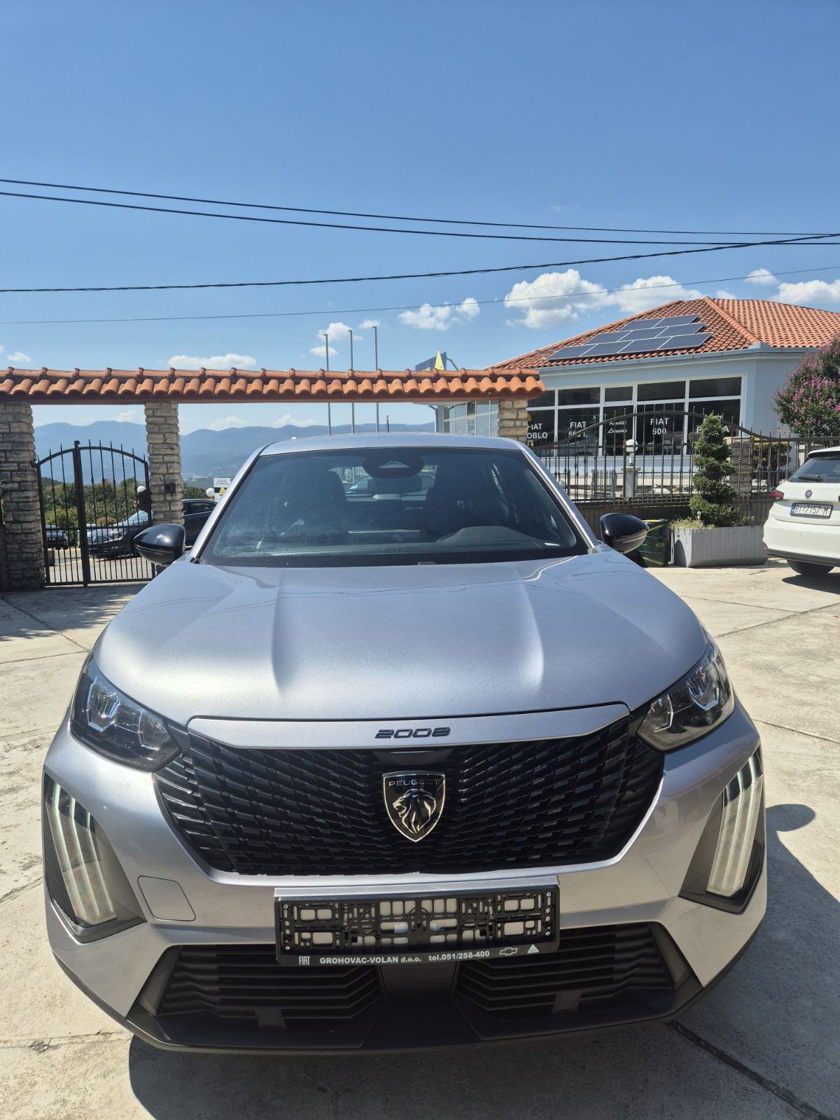!! U PRIPREMI !! Peugeot 2008 1,2 PURETECH, fotografija 2