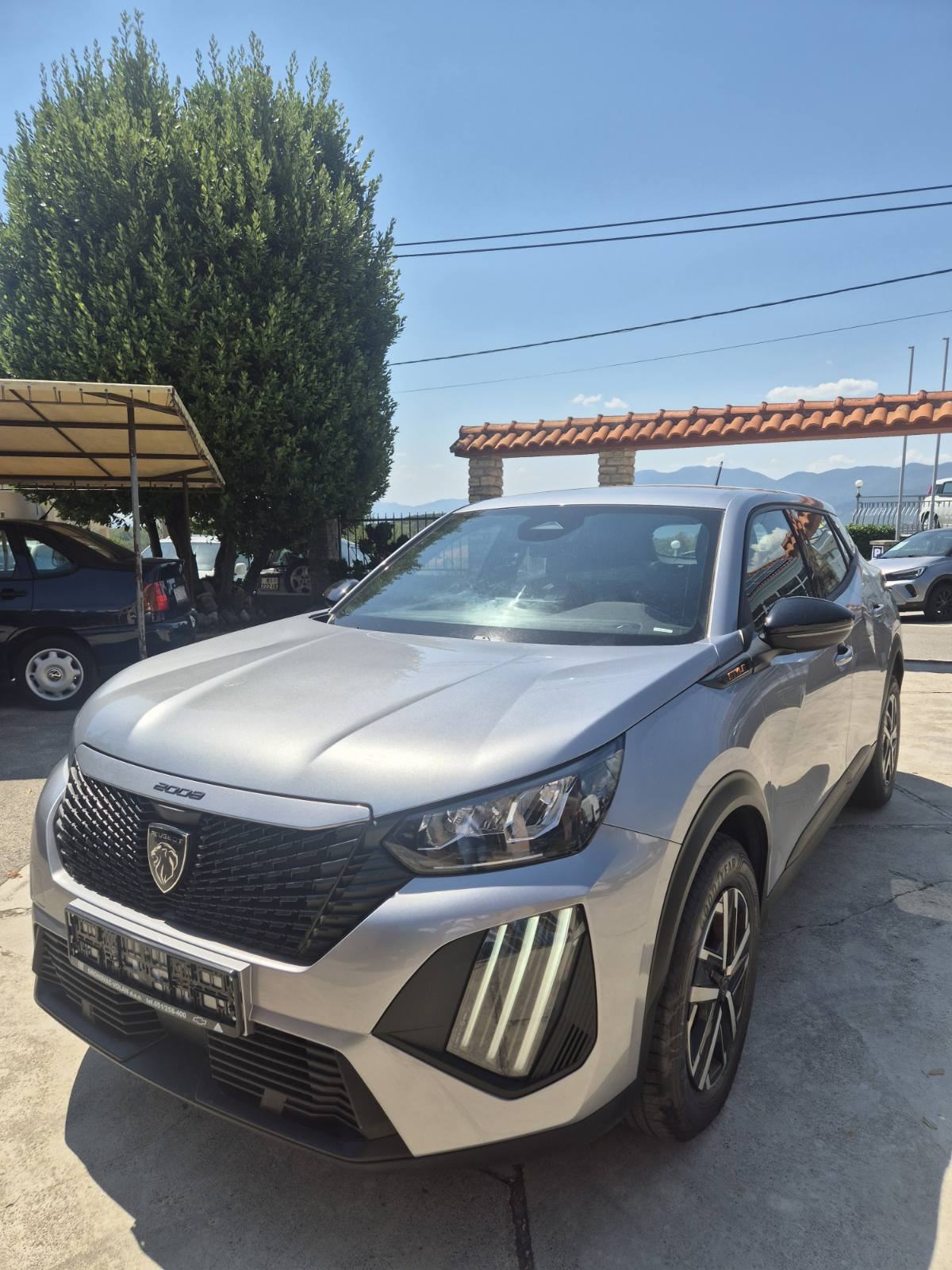 !! U PRIPREMI !! Peugeot 2008 1,2 PURETECH, fotografija 3