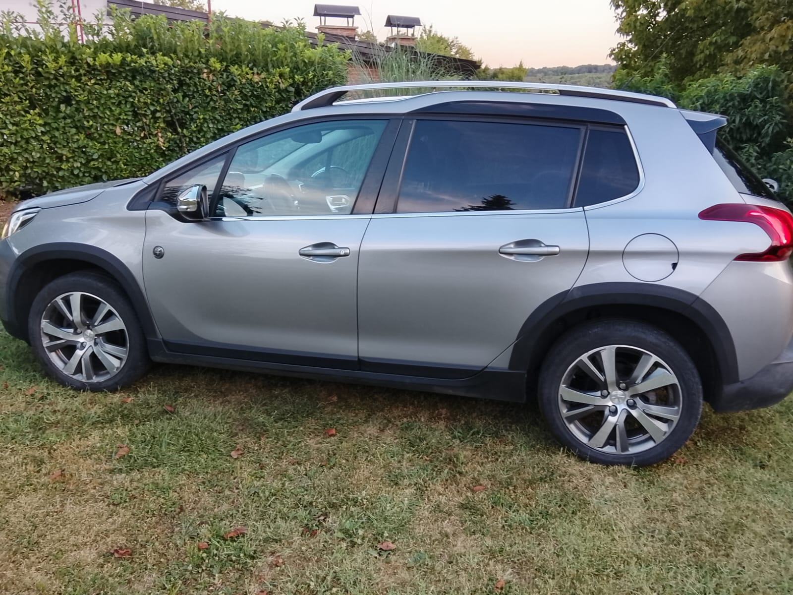 Peugeot 2008 1,2 PureTech, fotografija 3