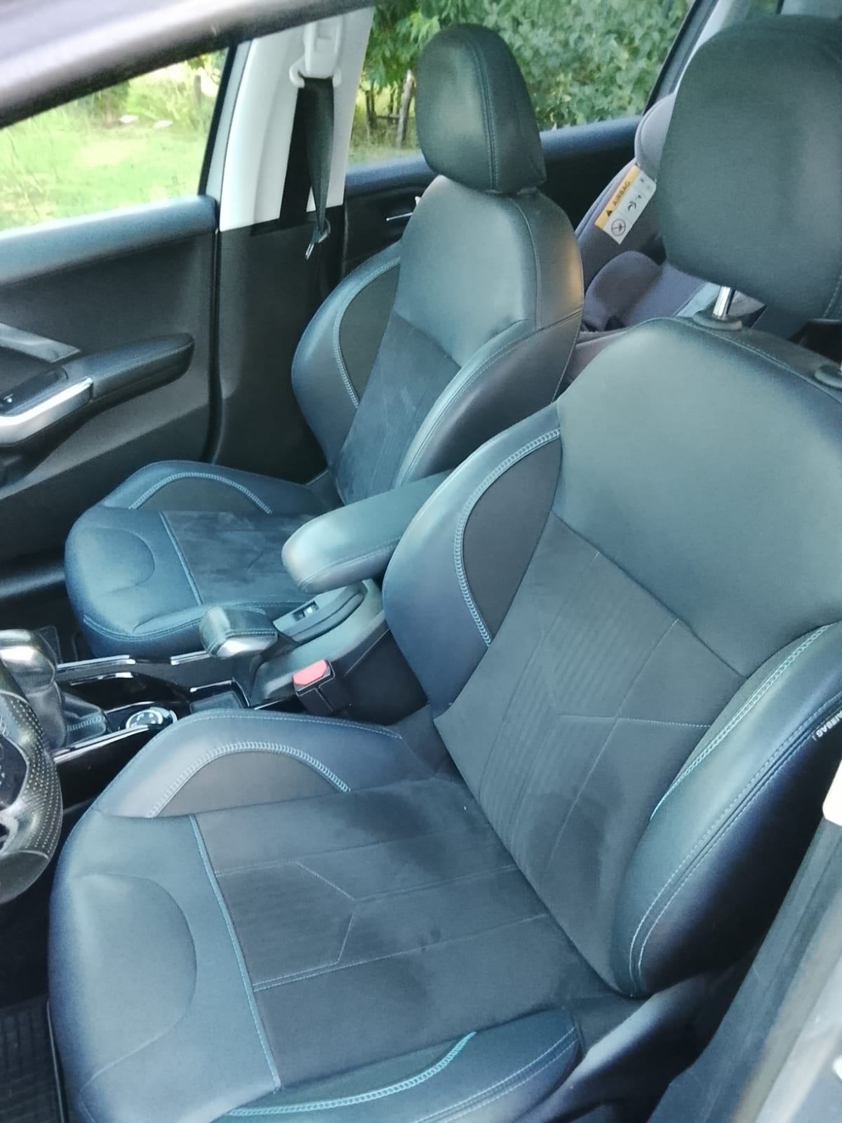 Peugeot 2008 1,2 PureTech, fotografija 6