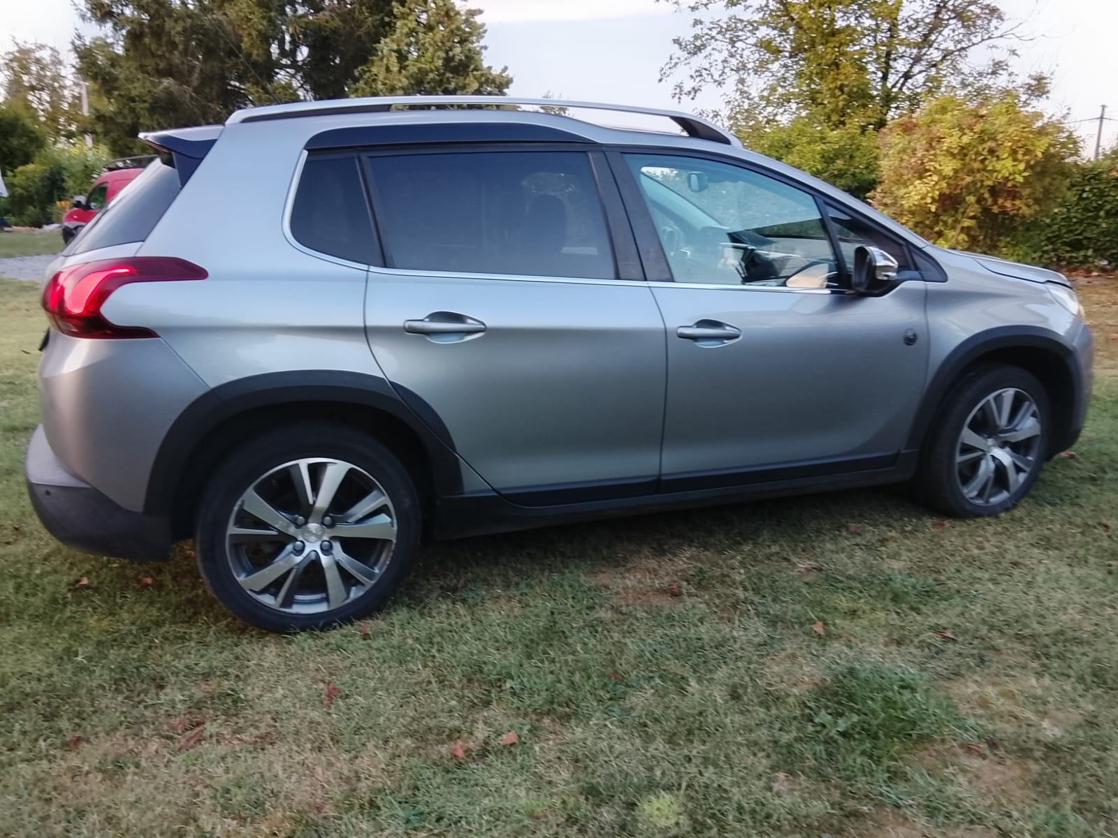 Peugeot 2008 1,2 PureTech, fotografija 4