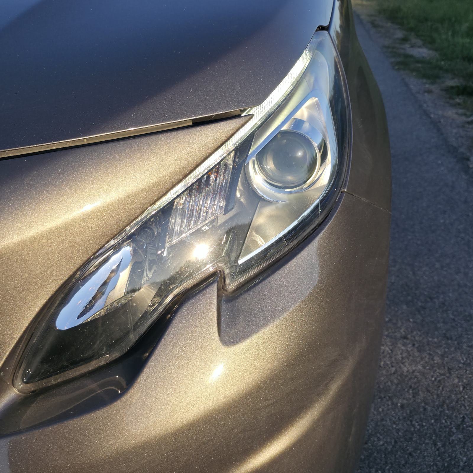 Peugeot 2008 1,2 PureTech -VLASNICA REG 4/27, fotografija 5