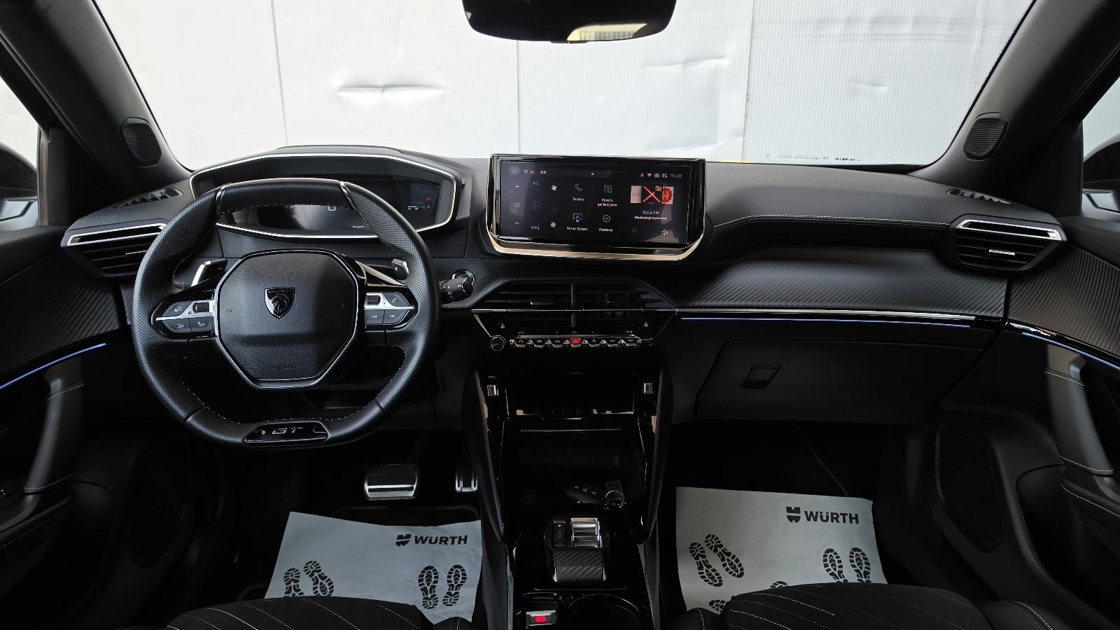 Peugeot 2008 1,2, REDIZAJN, EAT8, 130KS, GT-LINE, PANO, MASAŽA, fotografija 7