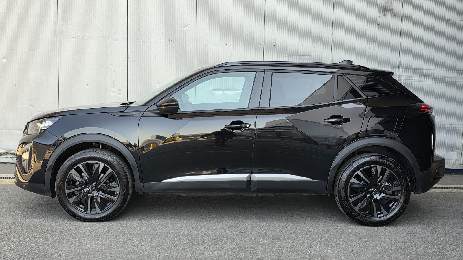 Peugeot 2008 1,2, REDIZAJN, EAT8, 130KS, GT-LINE, PANO, MASAŽA, fotografija 4