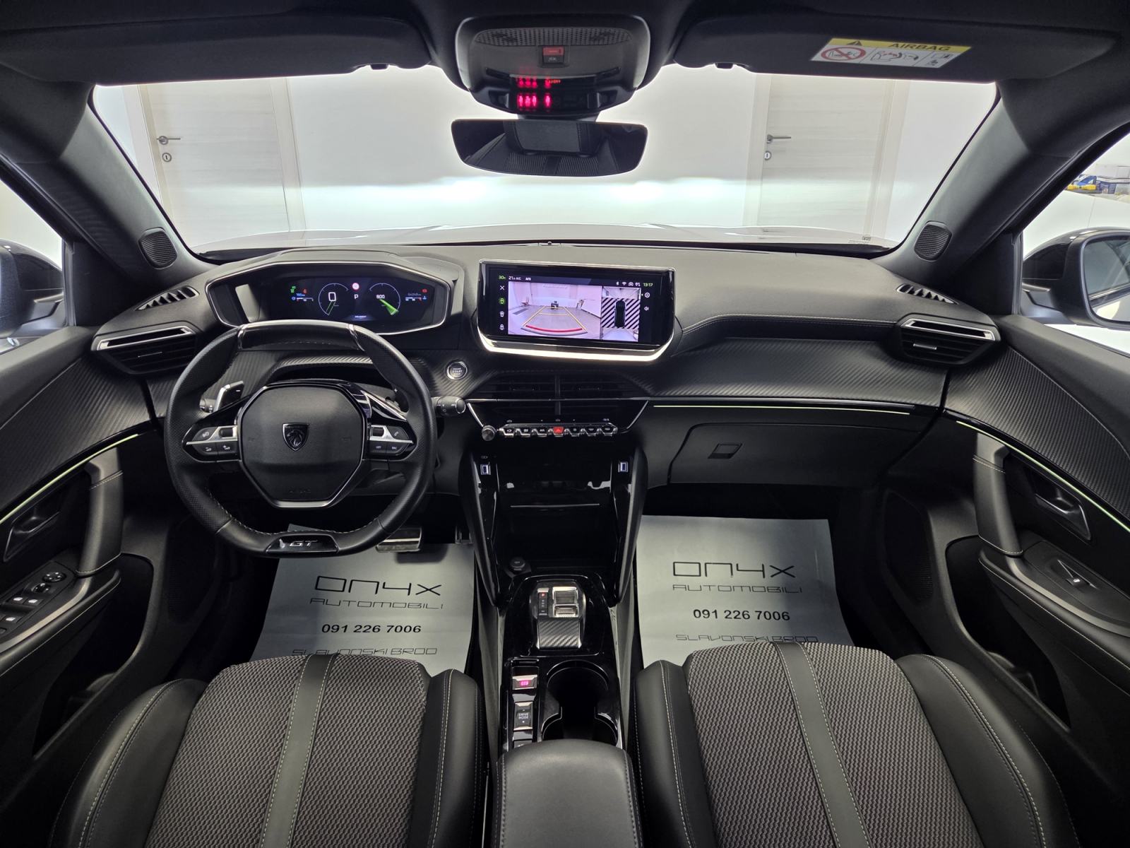 Peugeot 2008 1,2 REDIZAJN, GT LINE, AUTOMATIK, GARANCIJA NA KM, fotografija 14