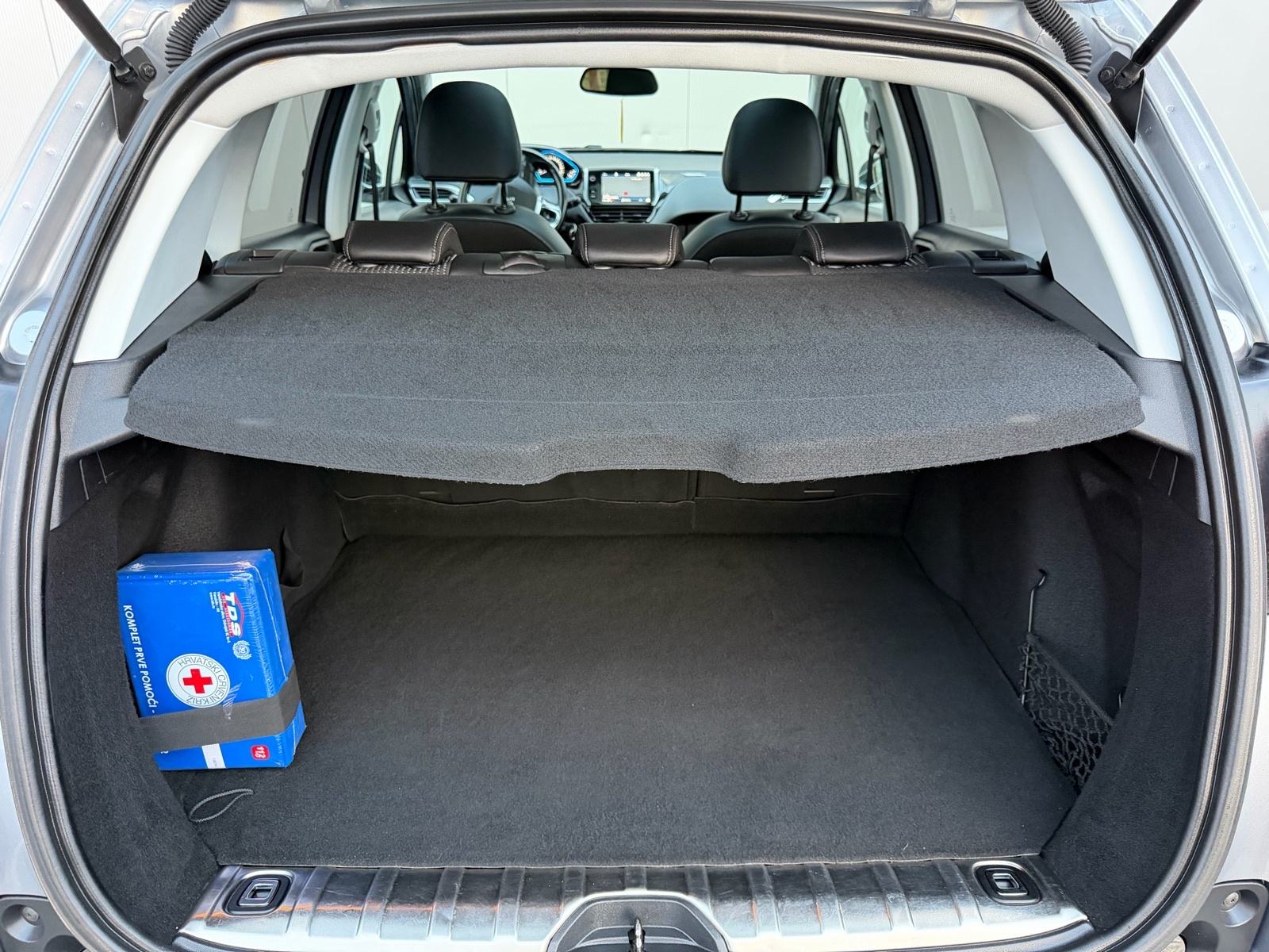 PEUGEOT 2008 1,2-REGISTRIRAN GODINU DANA-PANORAMA-VELIKI SERVIS-KLIMA-, fotografija 19