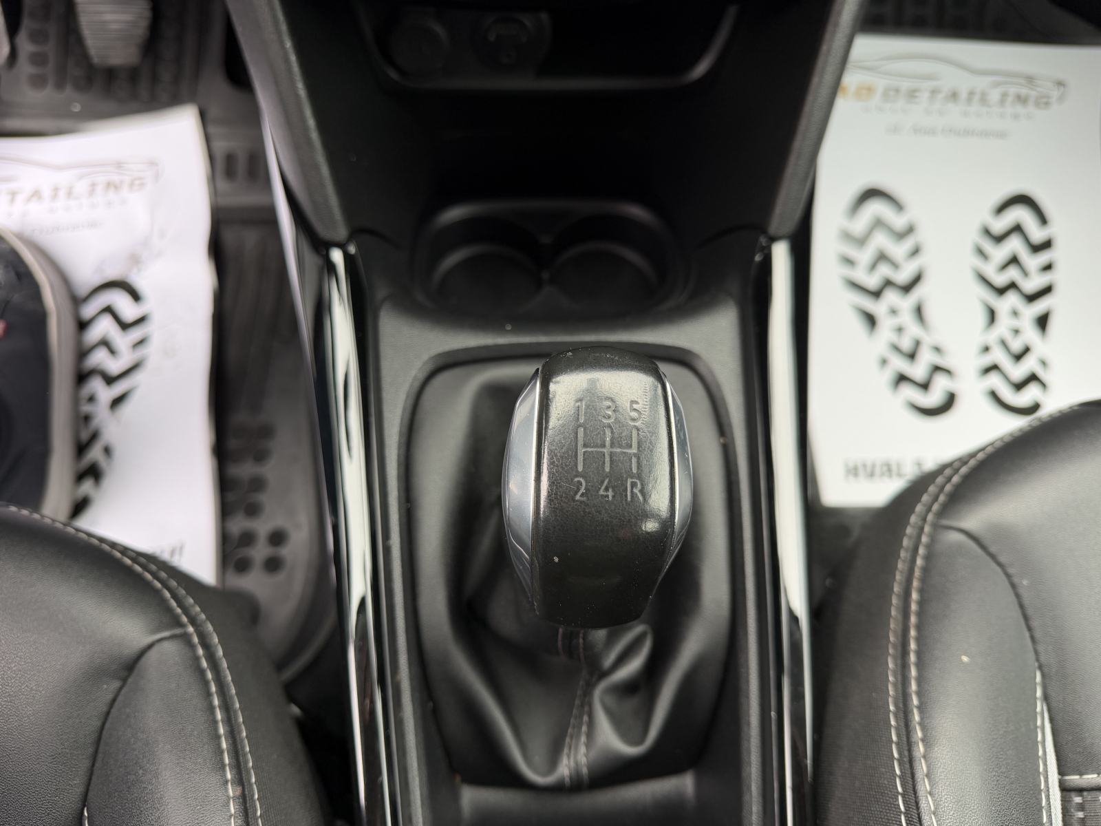 Peugeot 2008 1,2 ALLURE, 107000 KM, 12 MJ JAMSTVO, ISPORUKA ODMAH, fotografija 9