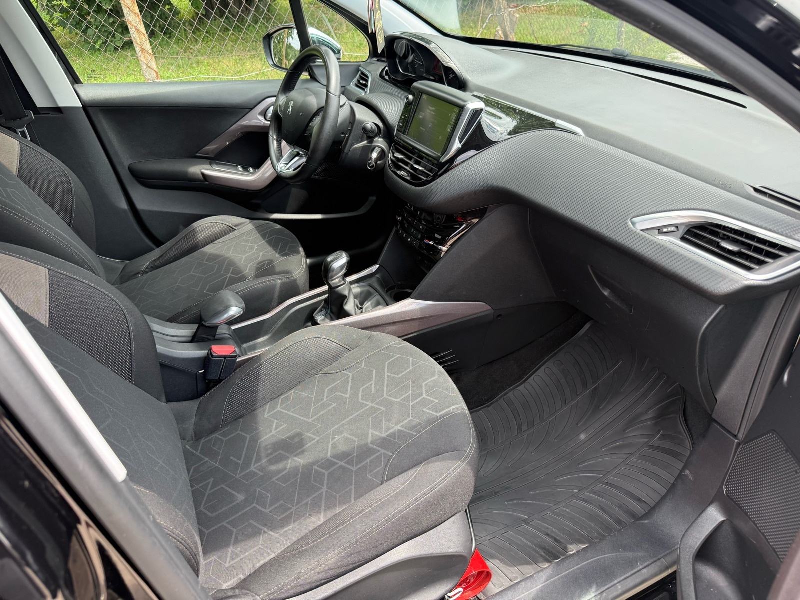Peugeot 2008 1,2-STYLE-NAVIGACIJA-ALU-PDC-LED-MFV, fotografija 11