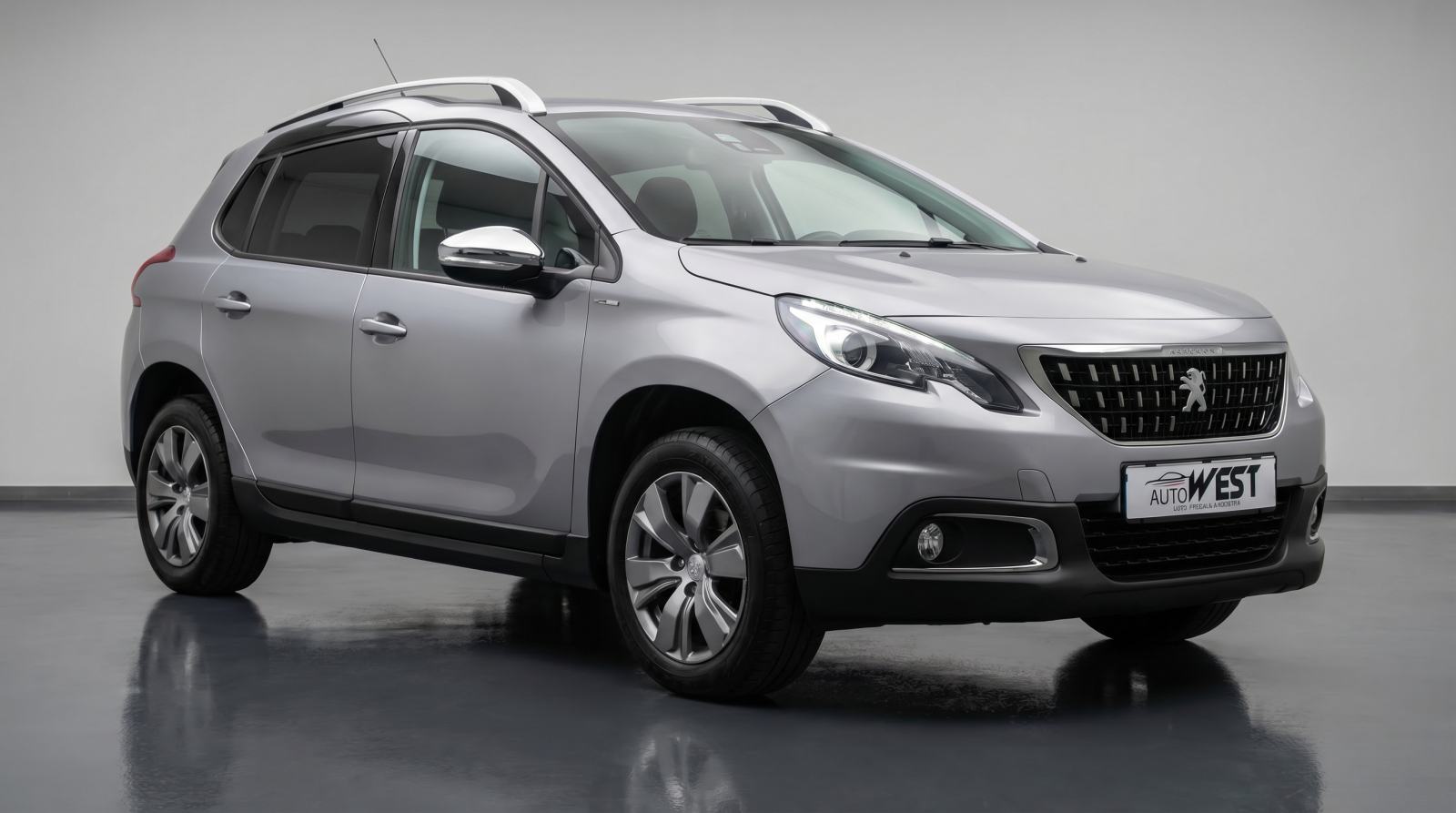 Peugeot 2008 1.2 STYLE SAMO 54000 KM KAO NOV !!!, fotografija 3