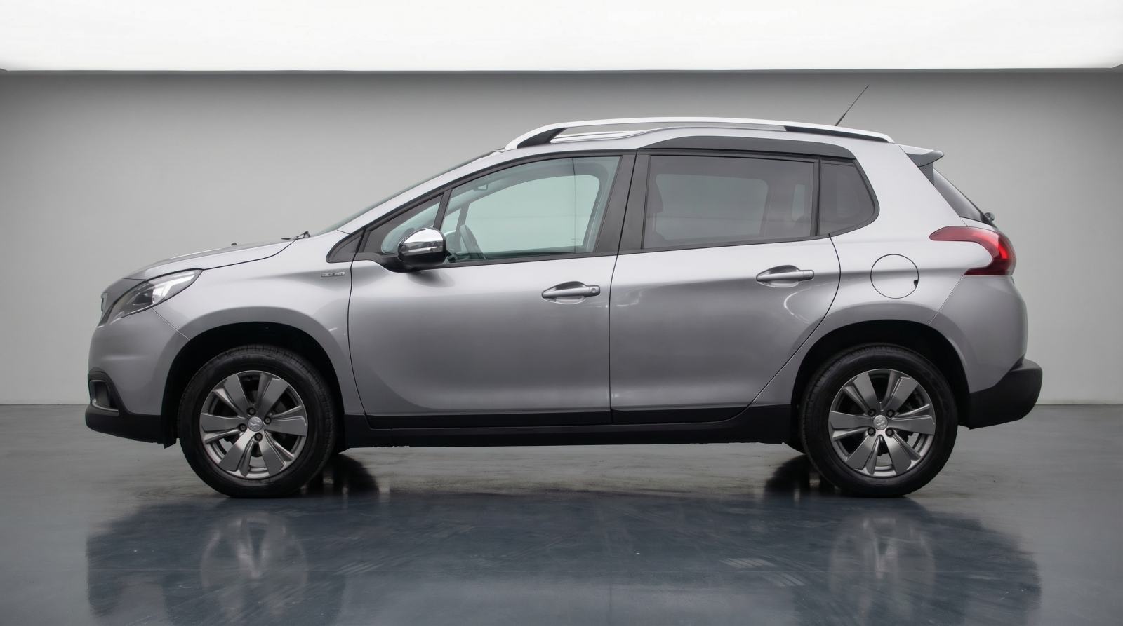Peugeot 2008 1.2 STYLE SAMO 54000 KM KAO NOV !!!, fotografija 5