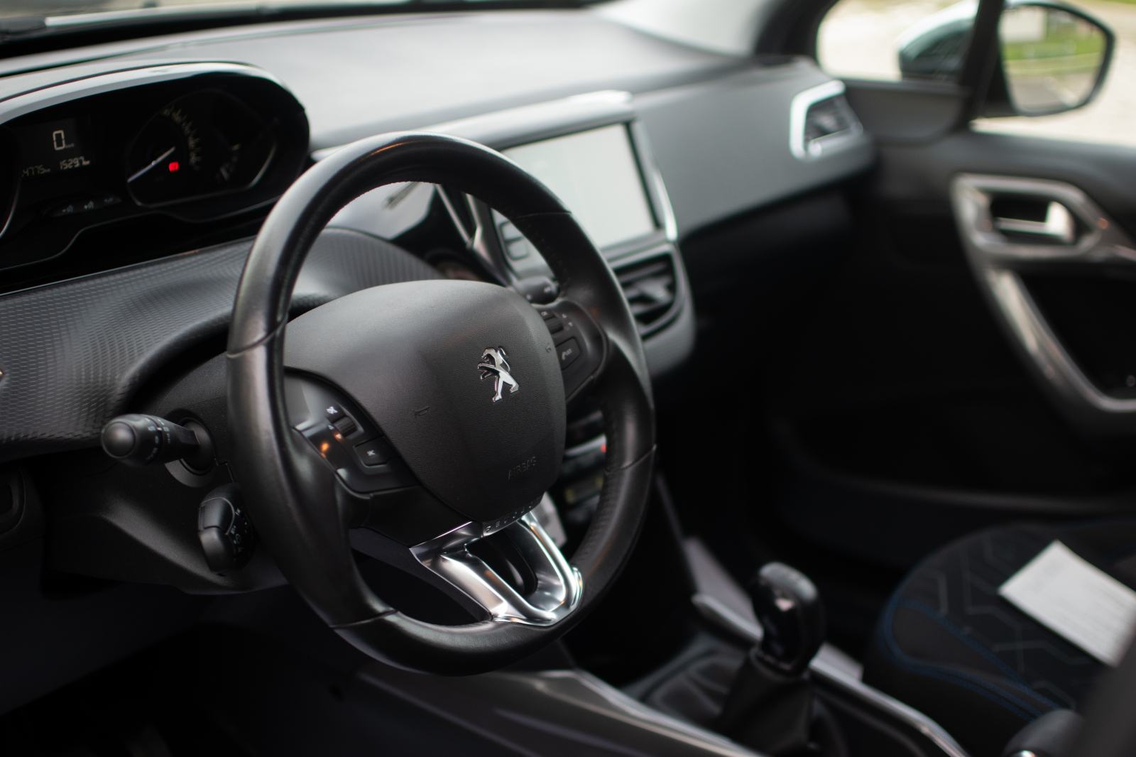 Peugeot 2008 1.2 STYLE SAMO 54000 KM KAO NOV !!!, fotografija 11