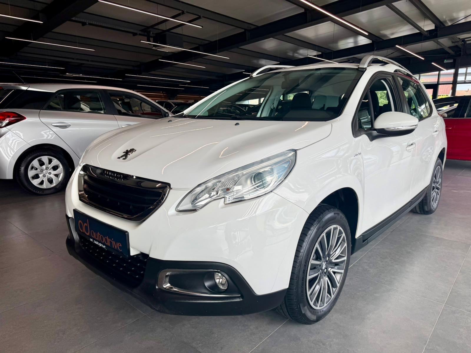 Peugeot 2008 1,2 KLIMA • VELIKI SERVIS • ALU 16" • AUTOKREDIT, fotografija 2
