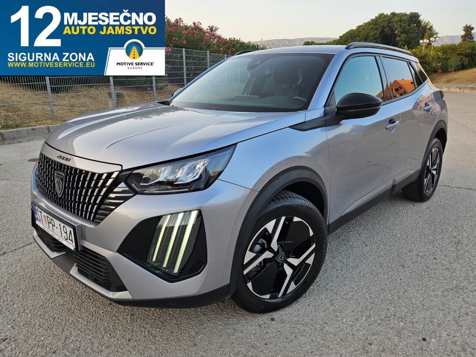 PEUGEOT 2008 1,2 TURBO • NOVI MODEL • FULL ALLURE BUSSINES • JAMSTVO, fotografija 1