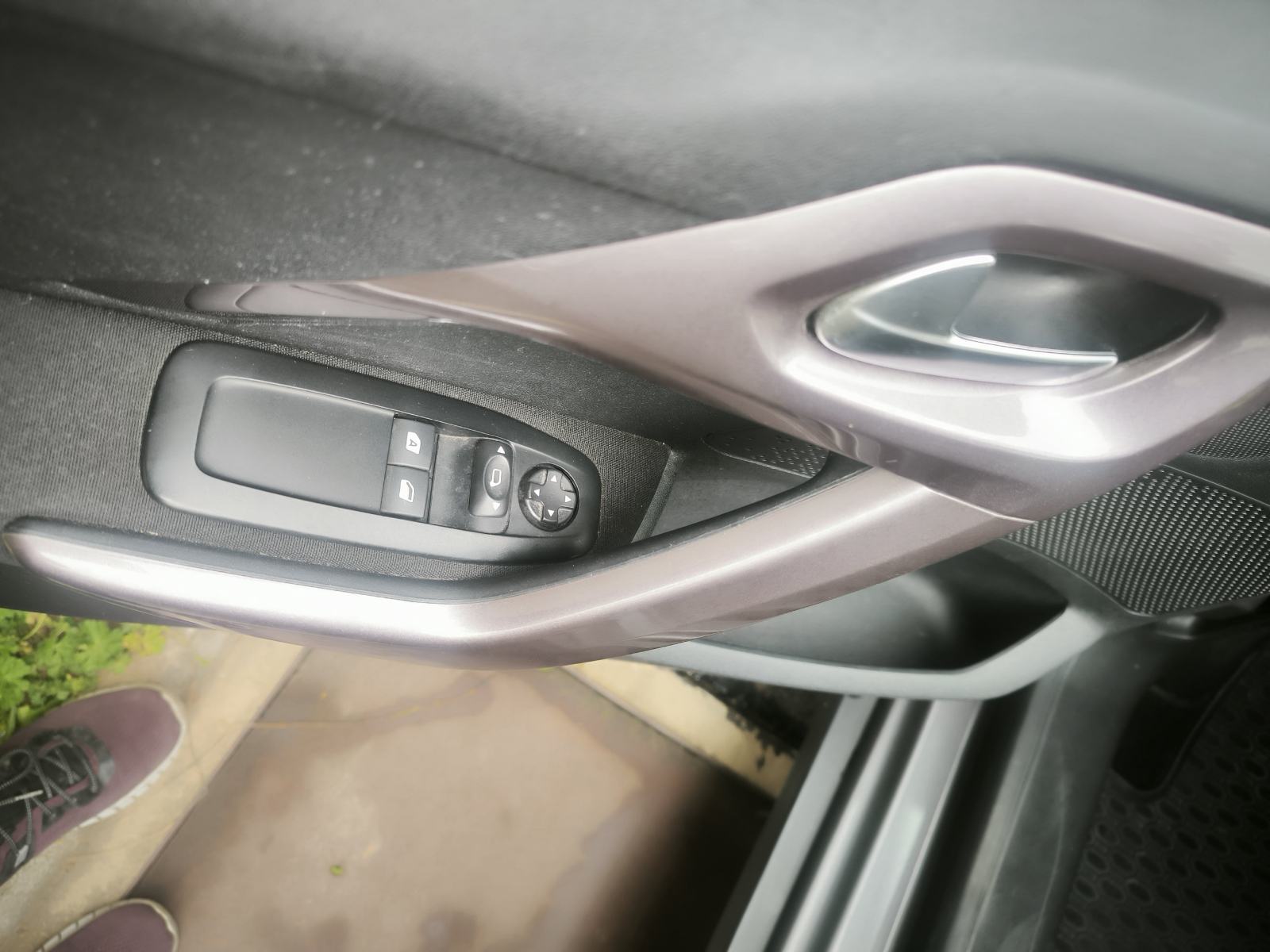 Peugeot 2008 1,2 VTi, fotografija 10