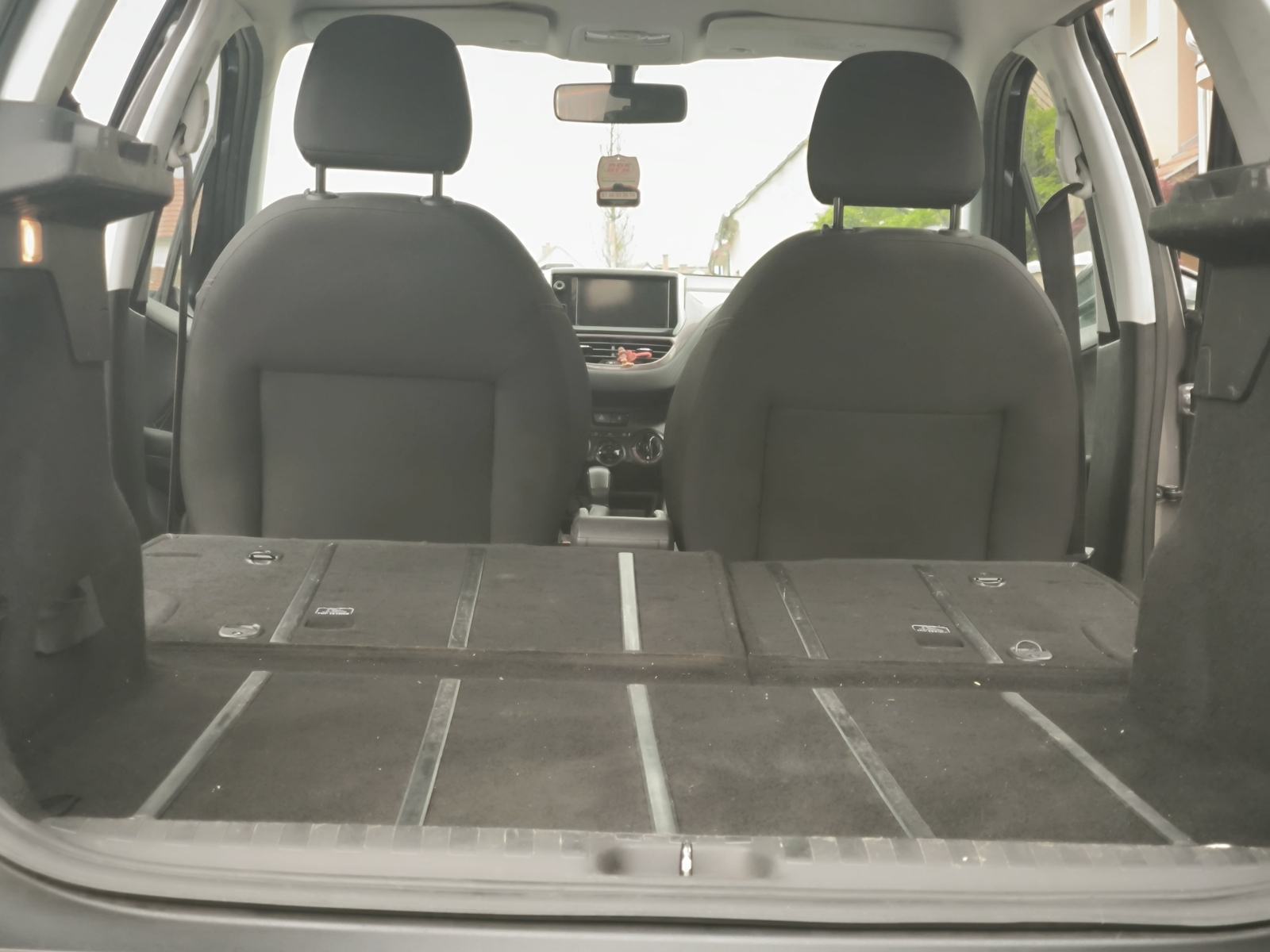Peugeot 2008 1,2 VTi, fotografija 9
