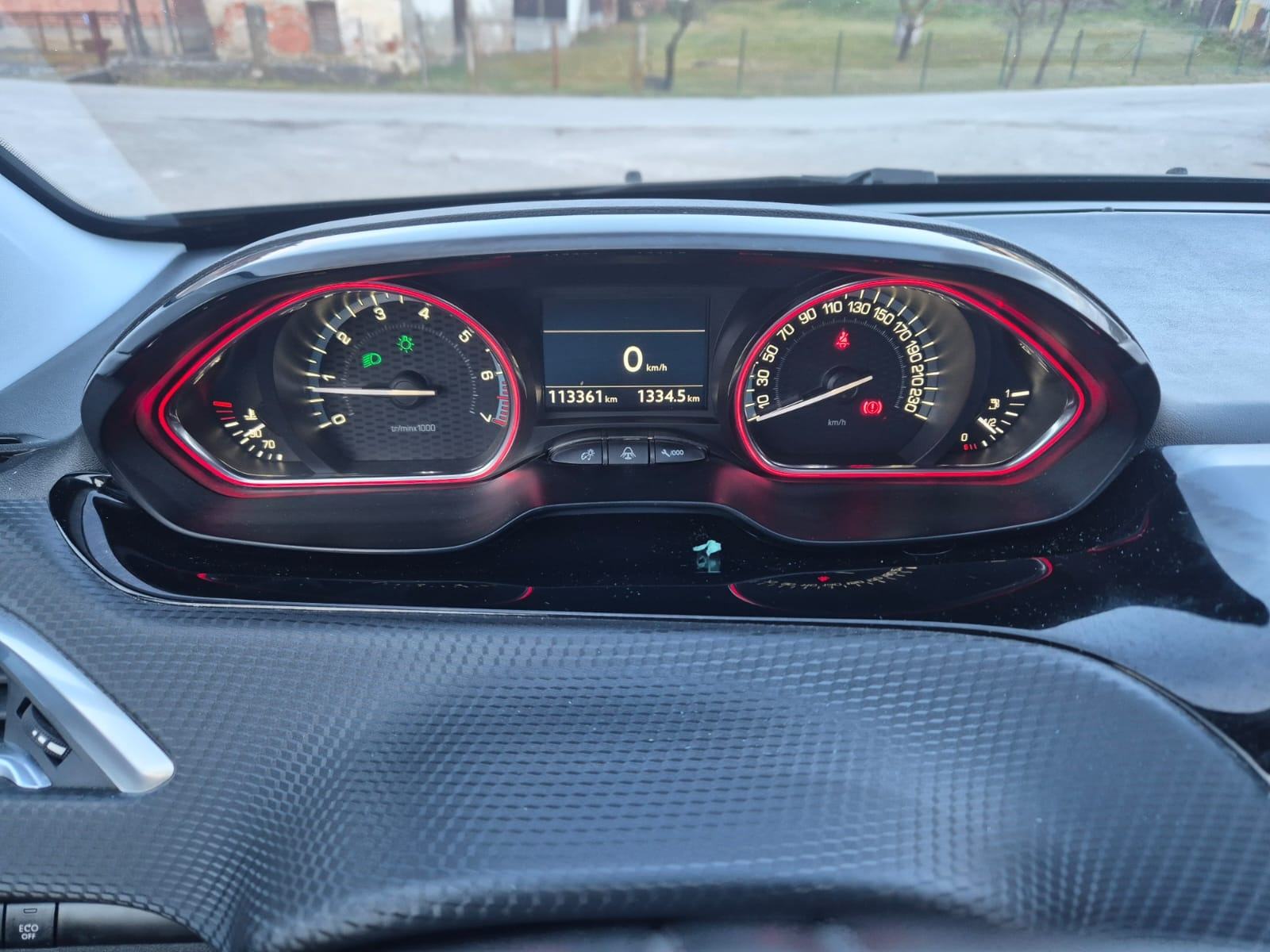 Peugeot 2008 GT 1.2 VTI 2018godi. FULL OPRAMA REGISTRIRAN GODINU DANA, fotografija 11