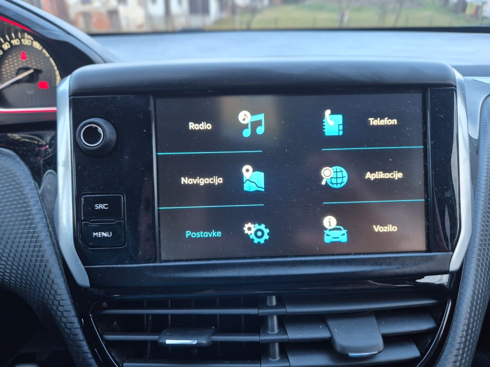 Peugeot 2008 GT 1.2 VTI 2018godi. FULL OPRAMA REGISTRIRAN GODINU DANA, fotografija 10
