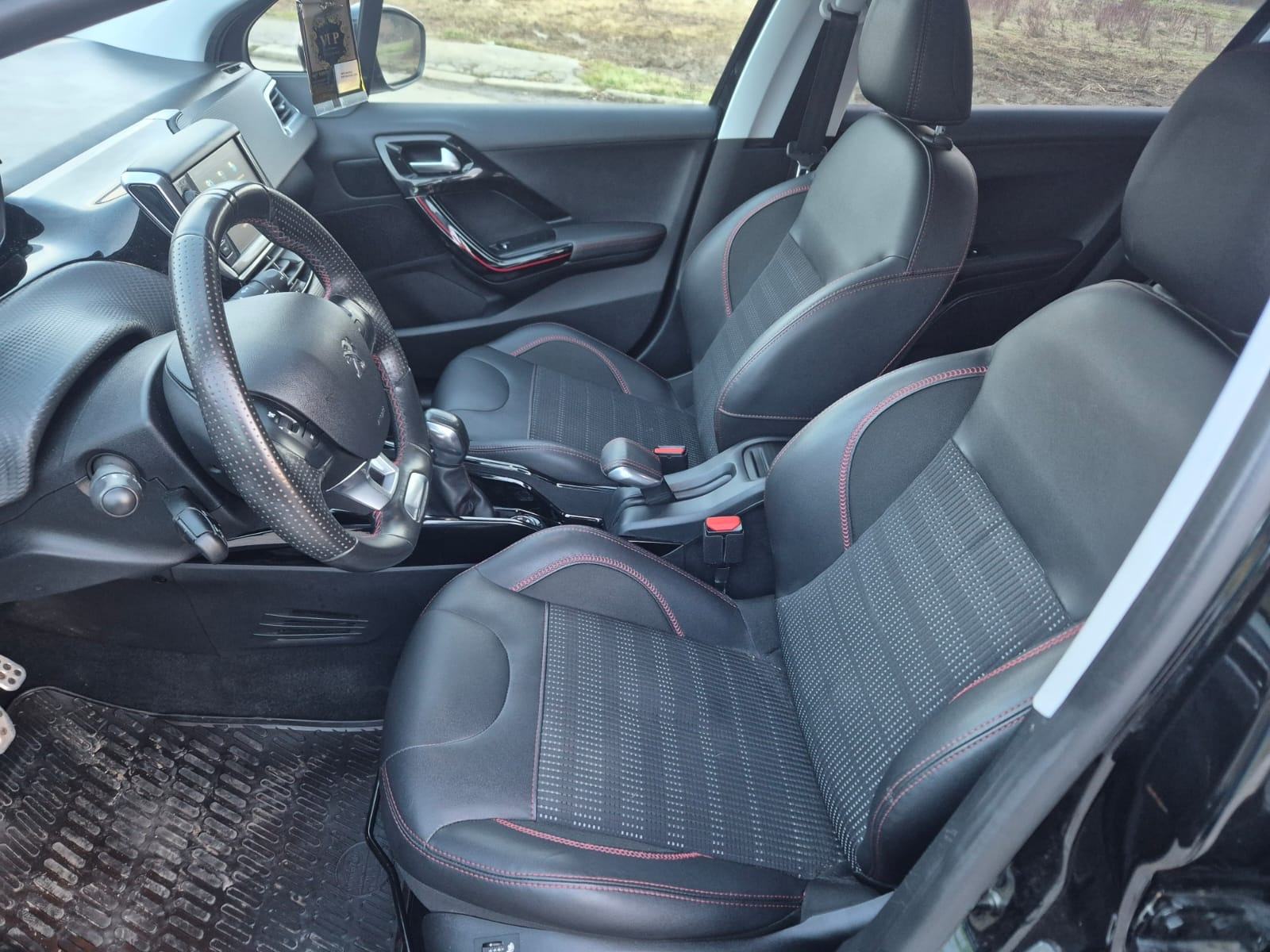 Peugeot 2008 GT 1.2 VTI 2018godi. FULL OPRAMA REGISTRIRAN GODINU DANA, fotografija 13