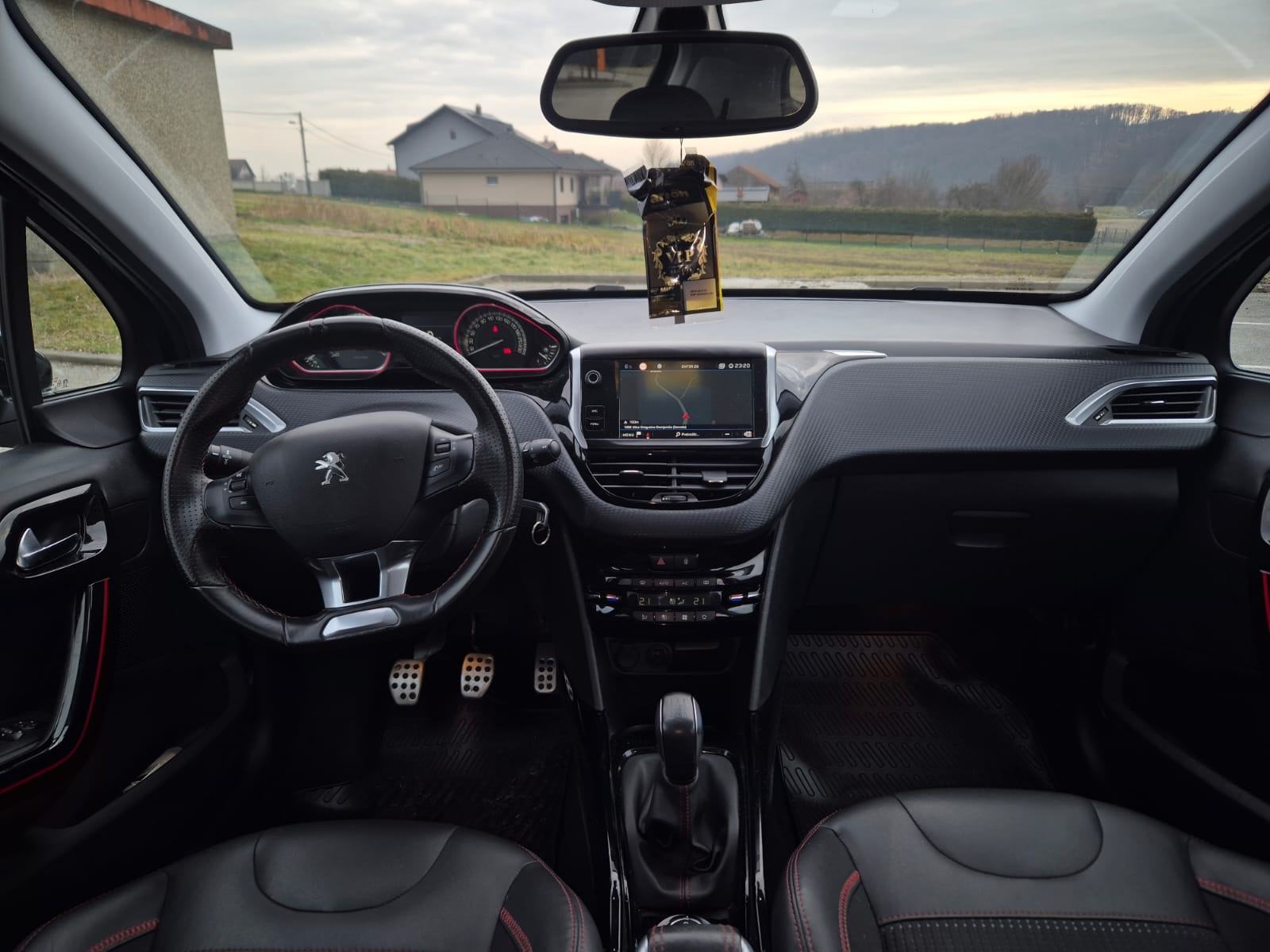 Peugeot 2008 GT 1.2 VTI 2018godi. FULL OPRAMA REGISTRIRAN GODINU DANA, fotografija 6