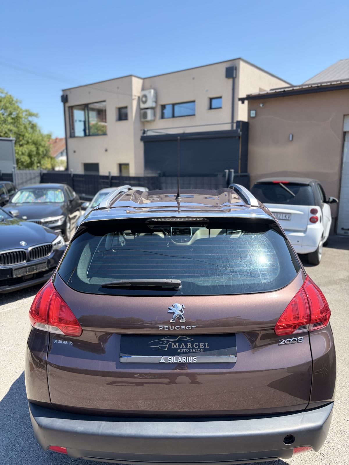 Peugeot 2008 1,2 VTi, fotografija 7