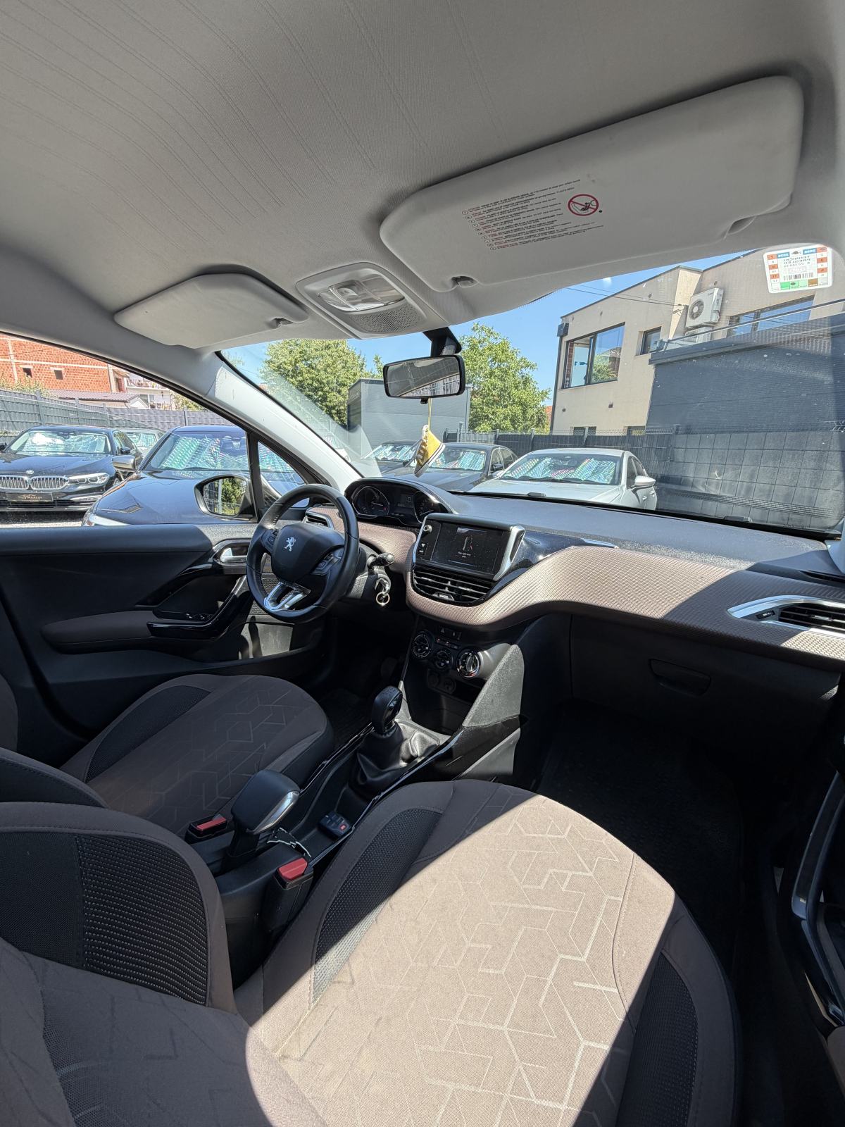 Peugeot 2008 1,2 VTi, fotografija 11