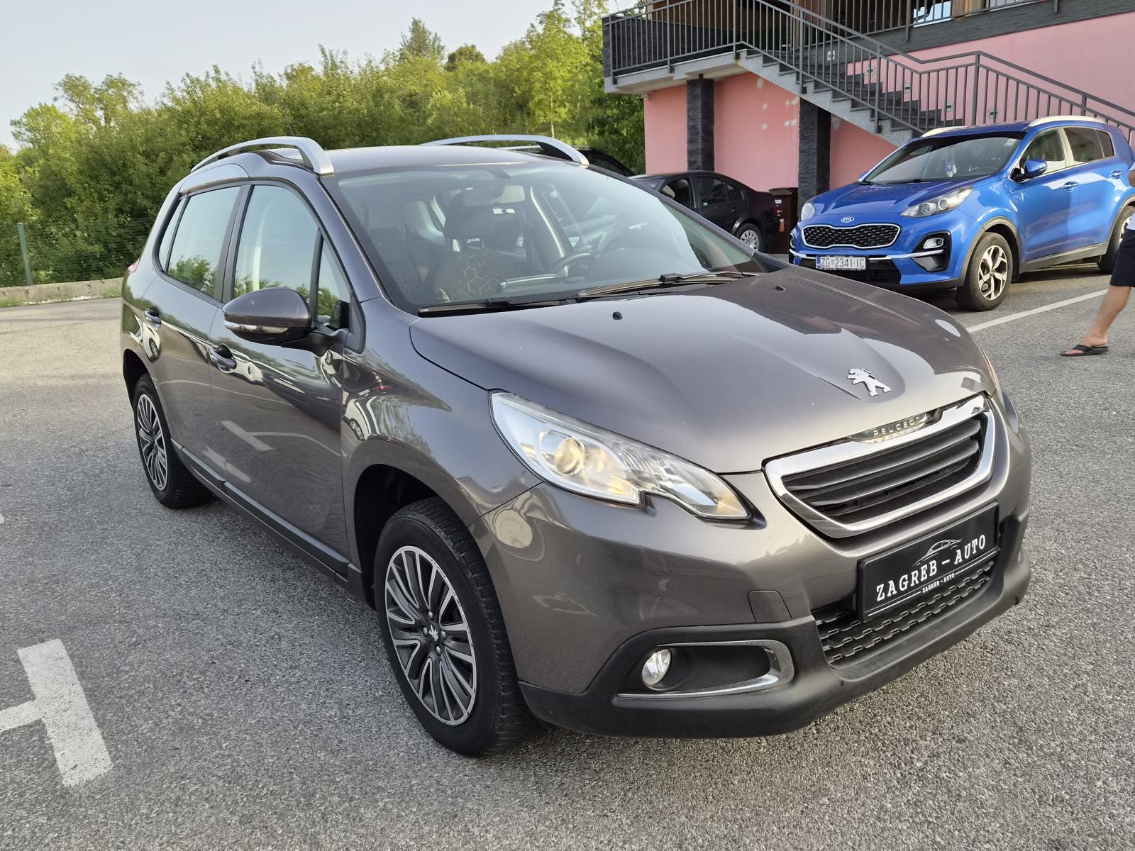 Peugeot 2008 1,2 VTi, fotografija 7