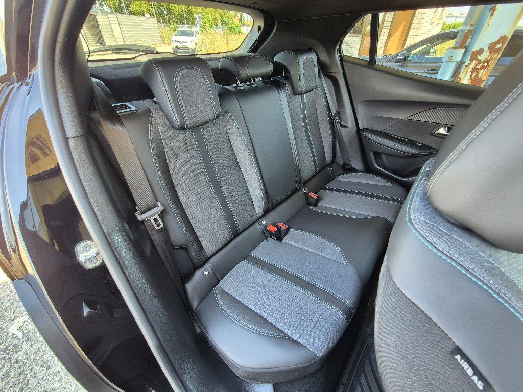 Peugeot 2008 1,5 automatik ALLURE, REDIZAJN, NAVI, KAMERA, LED, PDC, fotografija 14