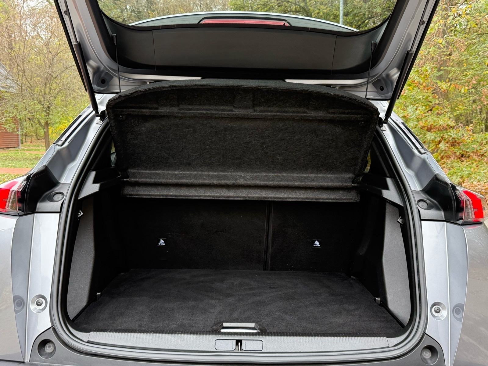 Peugeot 2008 1,5 D • AUTOMATIK•F1,ALU, U PDV-u•, fotografija 12