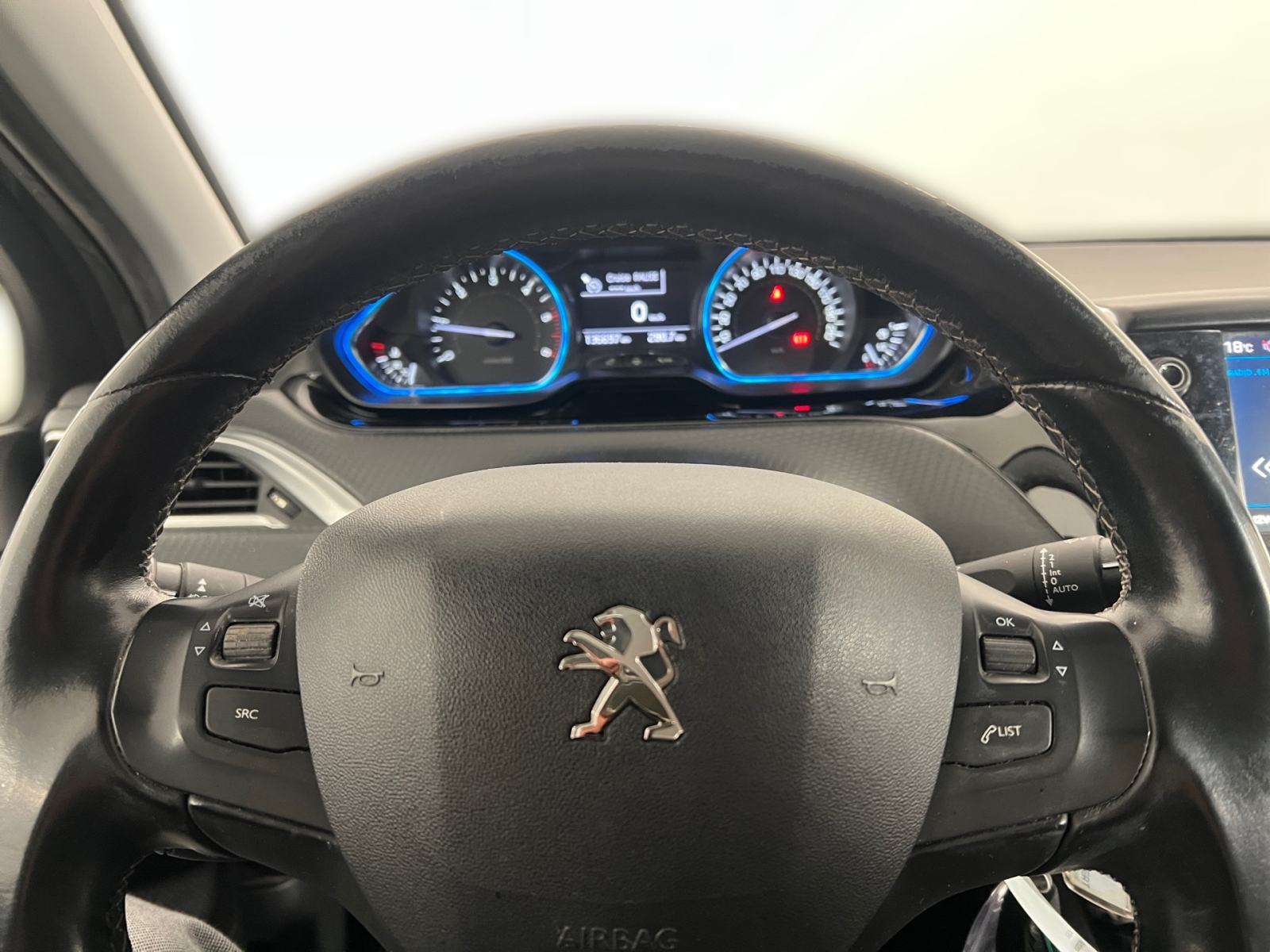 Peugeot 2008 1.5 BLUE HDI - 3 godine jamstva, fotografija 16