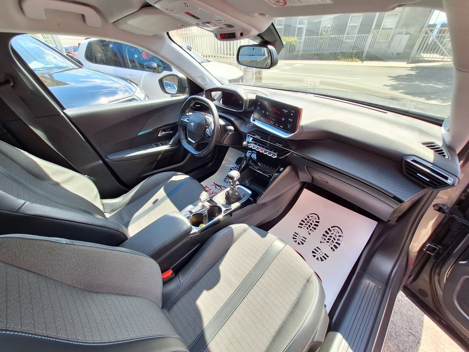 Peugeot 2008 1,5 BlueHDI 110 KS Allure(Virtaul/PARKING KAMERA‼️AKCIJA, fotografija 17