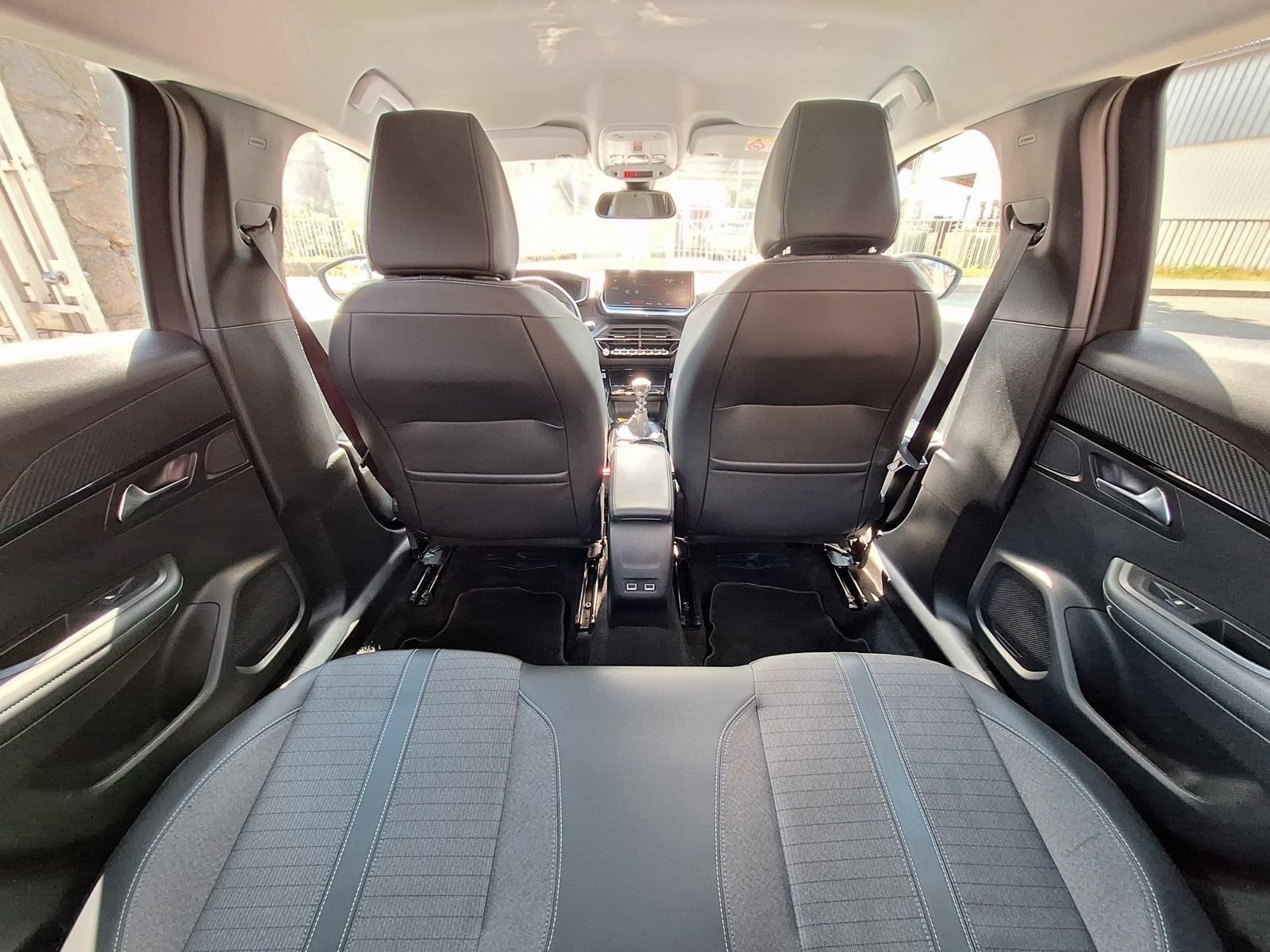 Peugeot 2008 1,5 BlueHDI 110 KS Allure(Virtaul/PARKING KAMERA‼️AKCIJA, fotografija 20