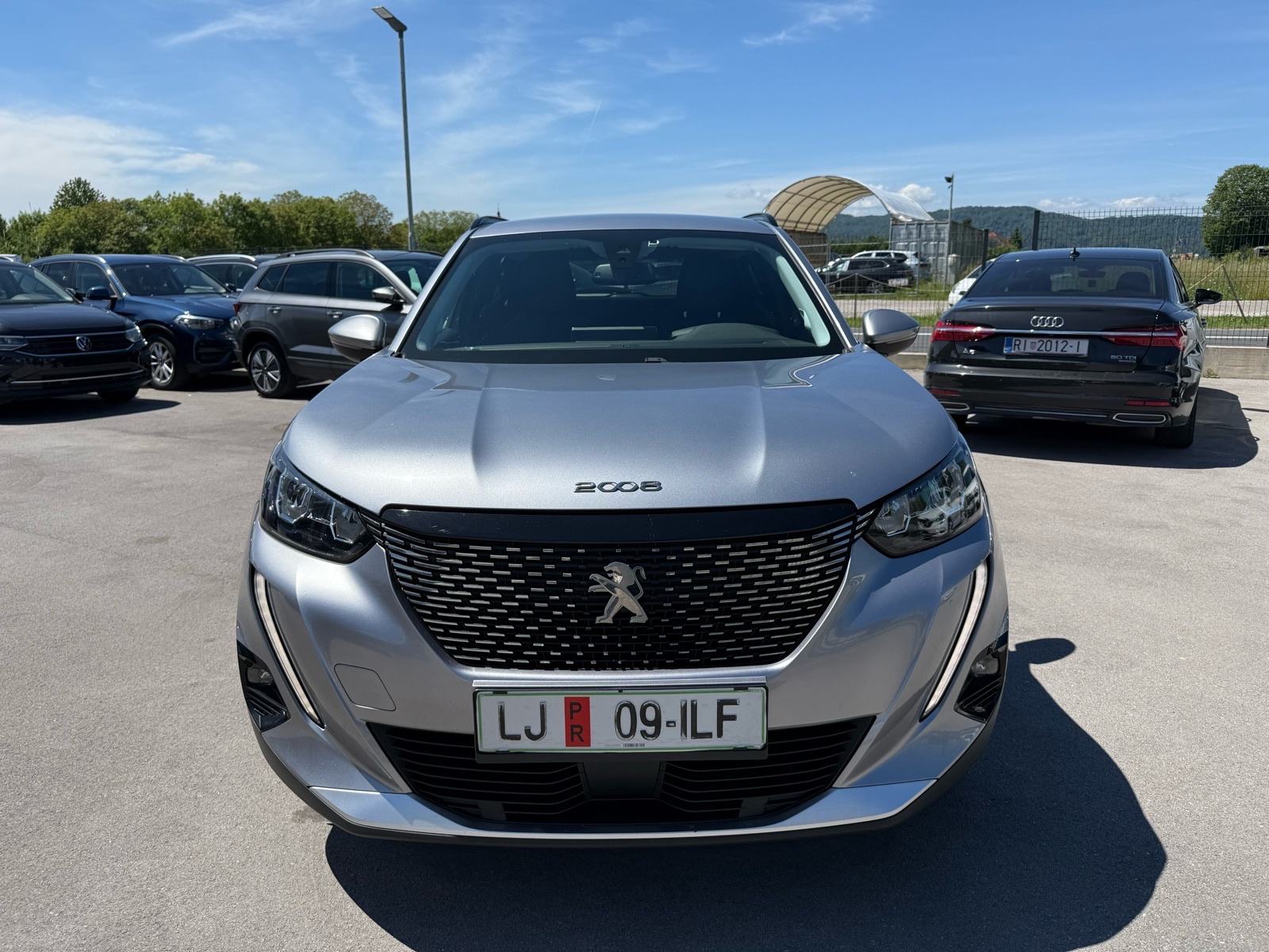 Peugeot 2008 1.5 BlueHDi Allure | 2021. | 134tkm | G1 Jamstvo | PDV, fotografija 2