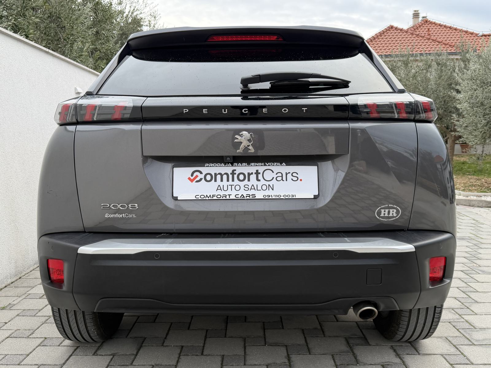 Peugeot 2008 1,5 BlueHDI~Automatik~Navi~Virtual~Led~Kamera~Servisna~, fotografija 10