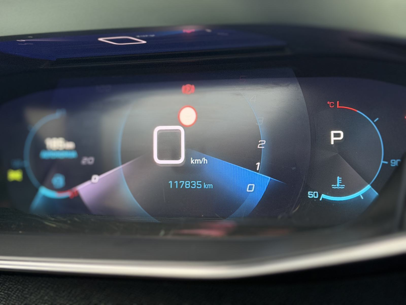 Peugeot 2008 1,5 BlueHDI~Automatik~Navi~Virtual~Led~Kamera~Servisna~, fotografija 20