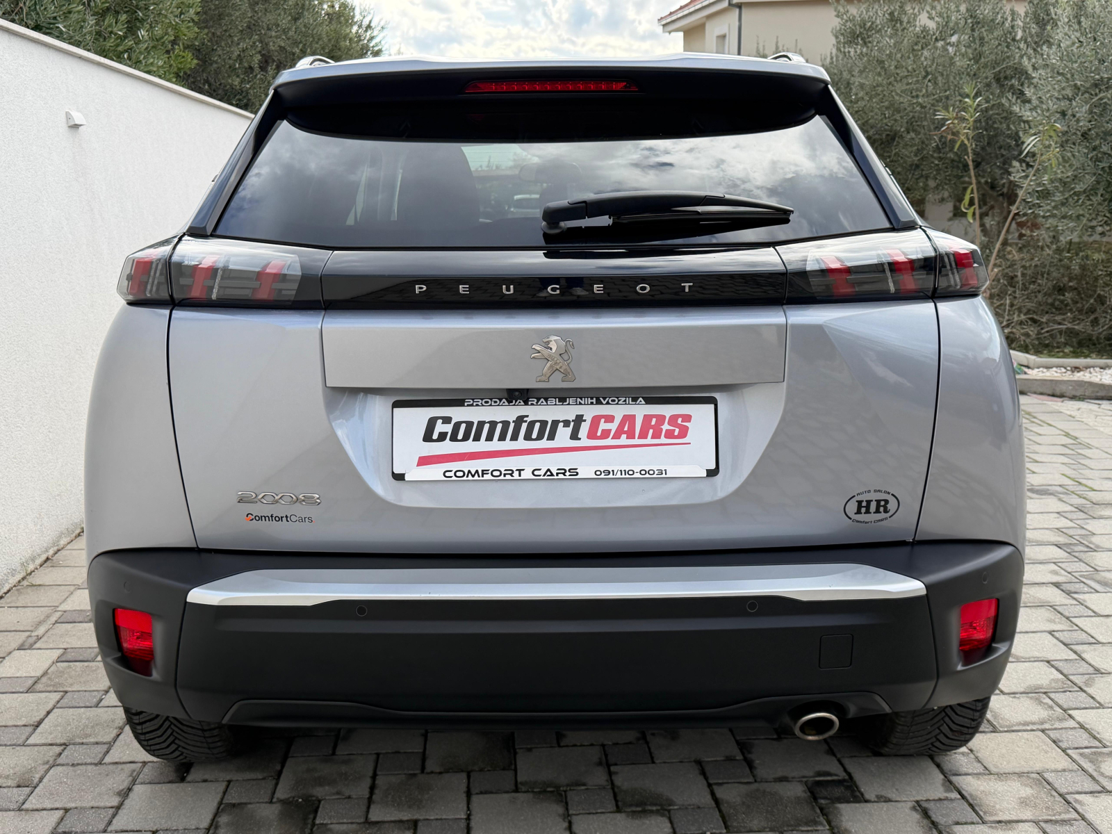 Peugeot 2008 1,5 BlueHDI~Automatik~Virtual~Kamera~Servisna~Jamstvo, fotografija 7