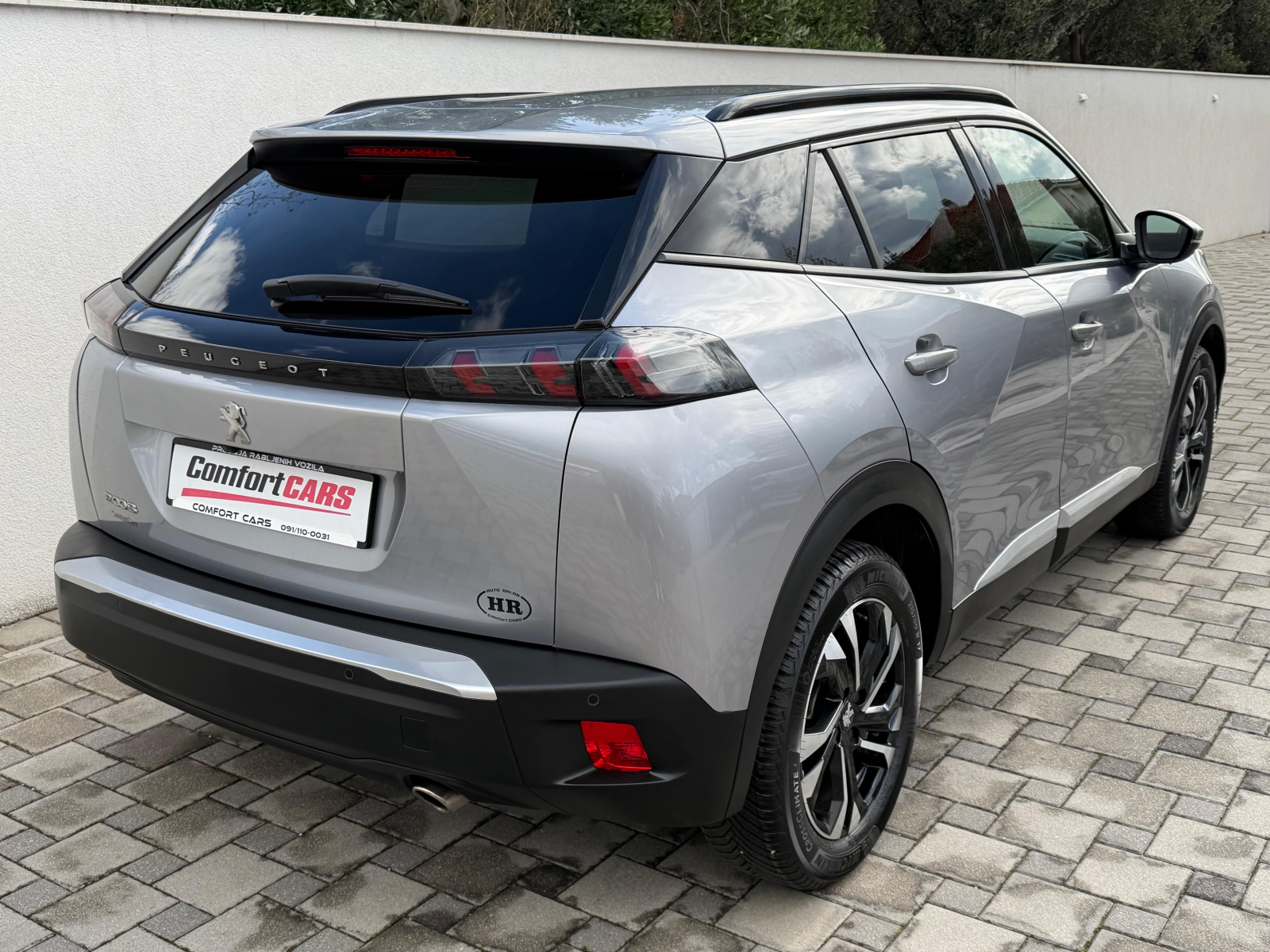 Peugeot 2008 1,5 BlueHDI~Automatik~Virtual~Kamera~Servisna~Jamstvo, fotografija 5