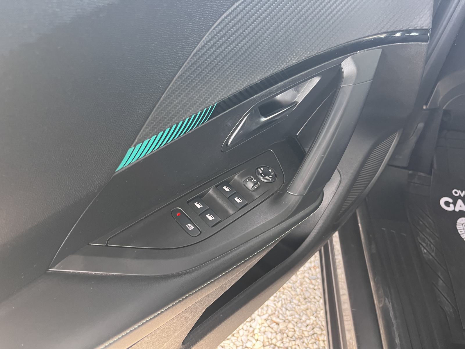 Peugeot 2008 1,5 BlueHDI ALLURE, LEASING BEZ UČEŠĆA I BEZ JAMCA, fotografija 12