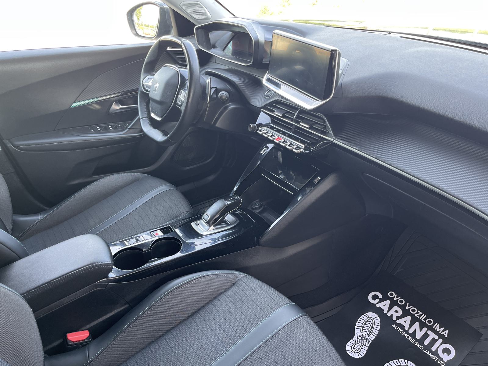 Peugeot 2008 1,5 BlueHDI ALLURE, LEASING BEZ UČEŠĆA I BEZ JAMCA, fotografija 13