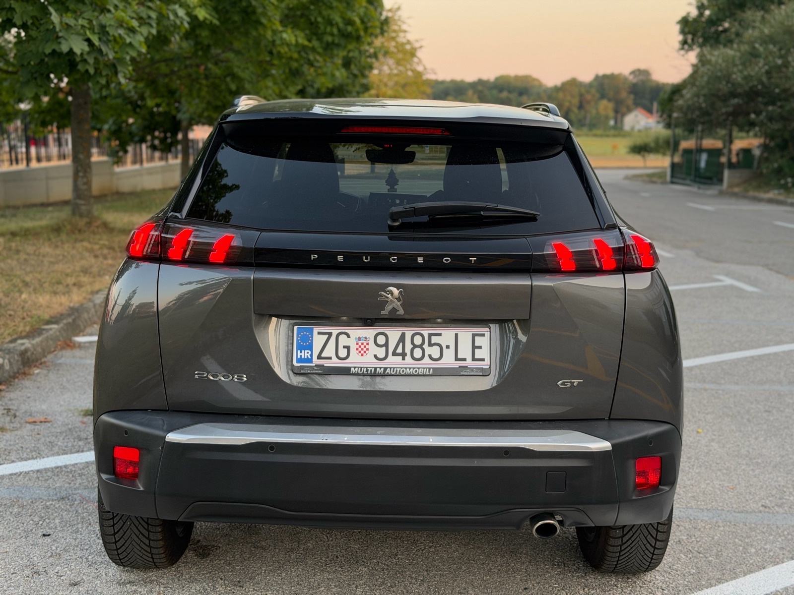 Peugeot 2008 1,5 BlueHDI GT Line Automatik Alkantara 3D Virtual, fotografija 4
