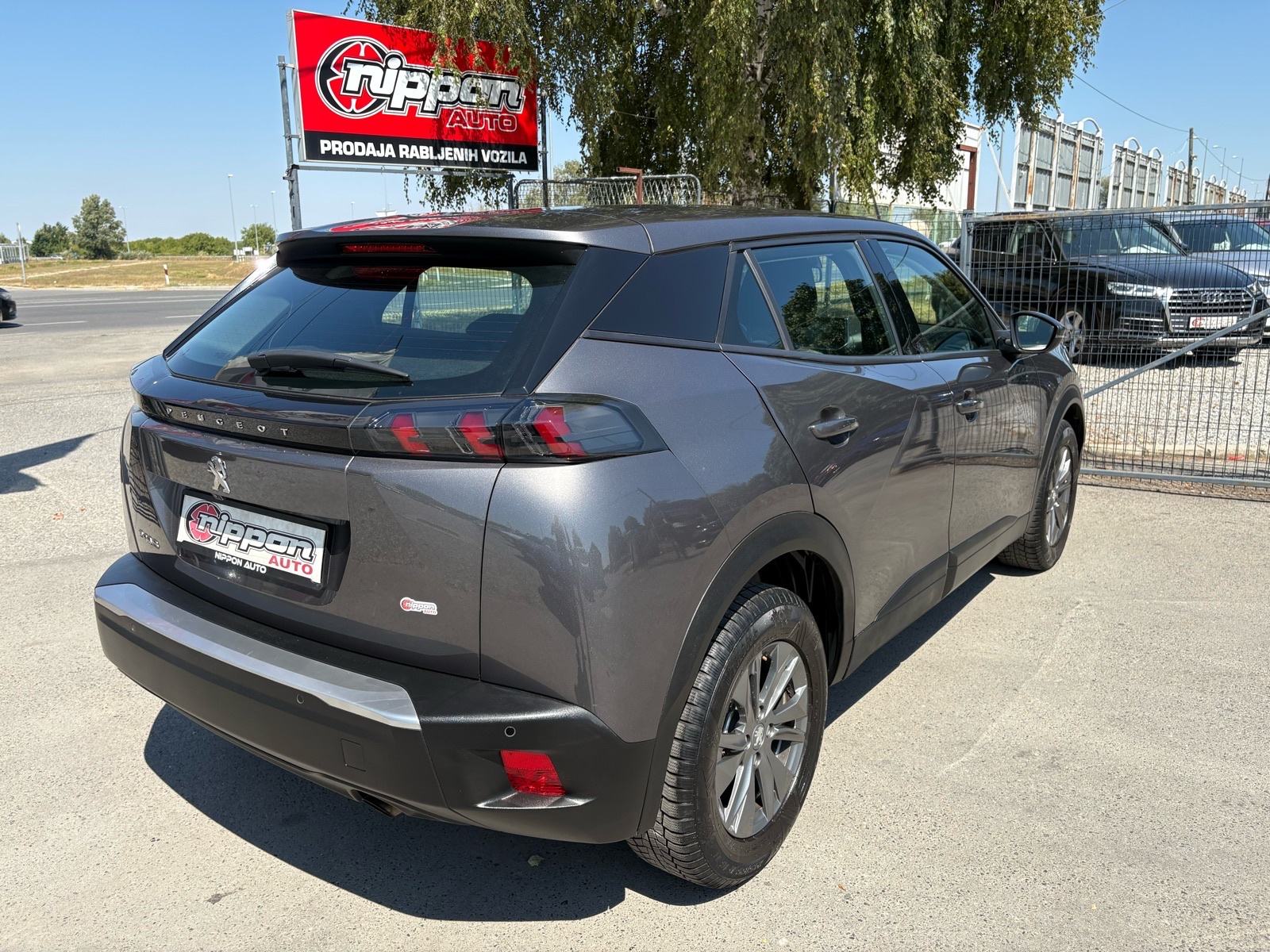 Peugeot 2008 1,5 BlueHDI NAVI - KLIMA - LEASING RATA 204 €, fotografija 6